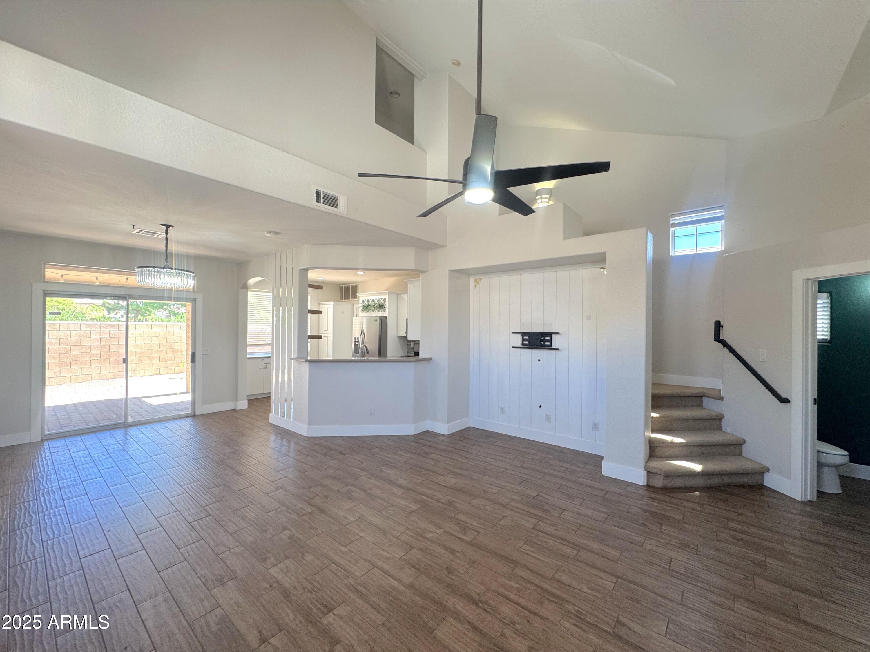 9331 E LOMPOC Avenue