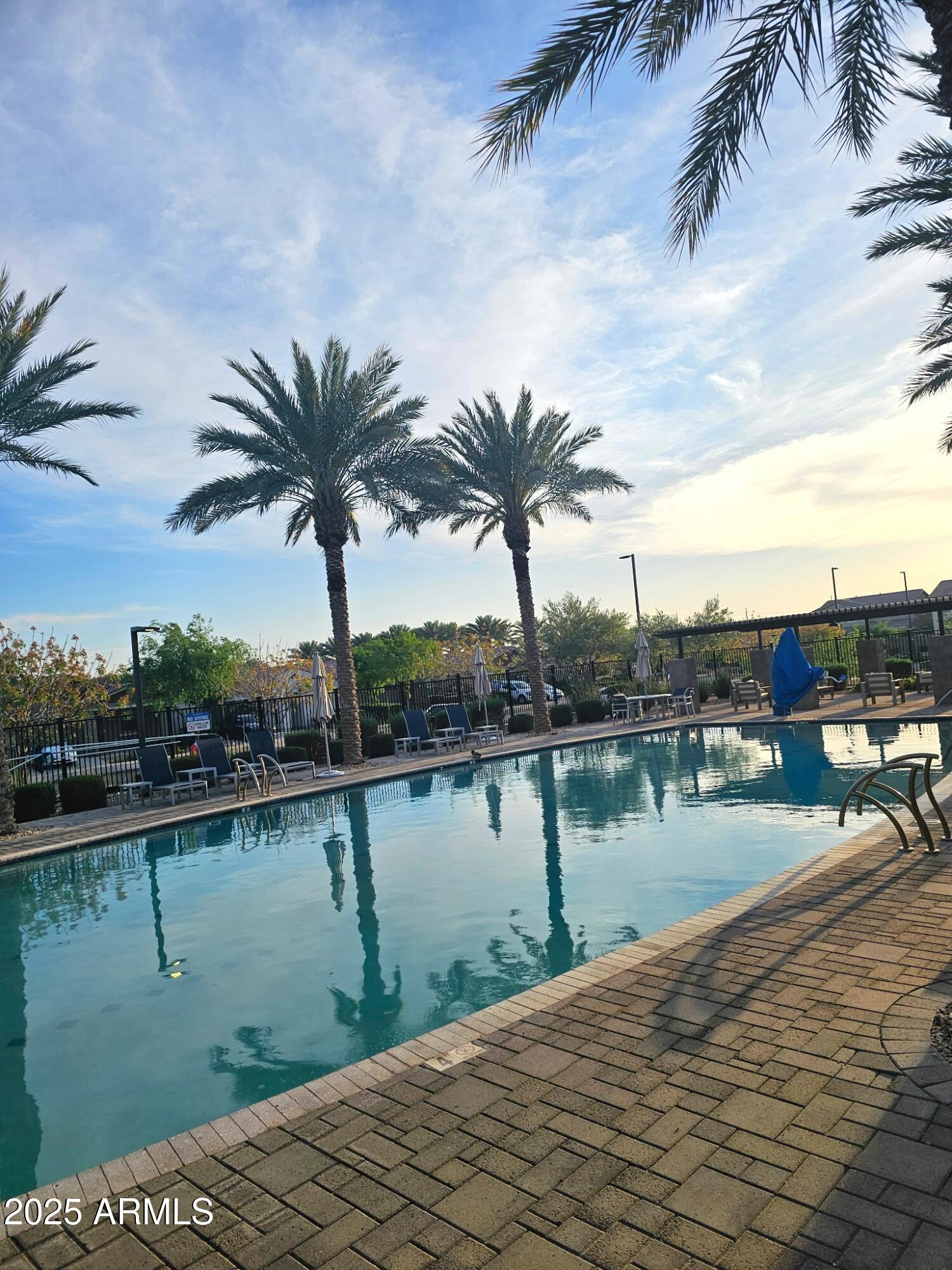 9903 E TILLMAN Avenue