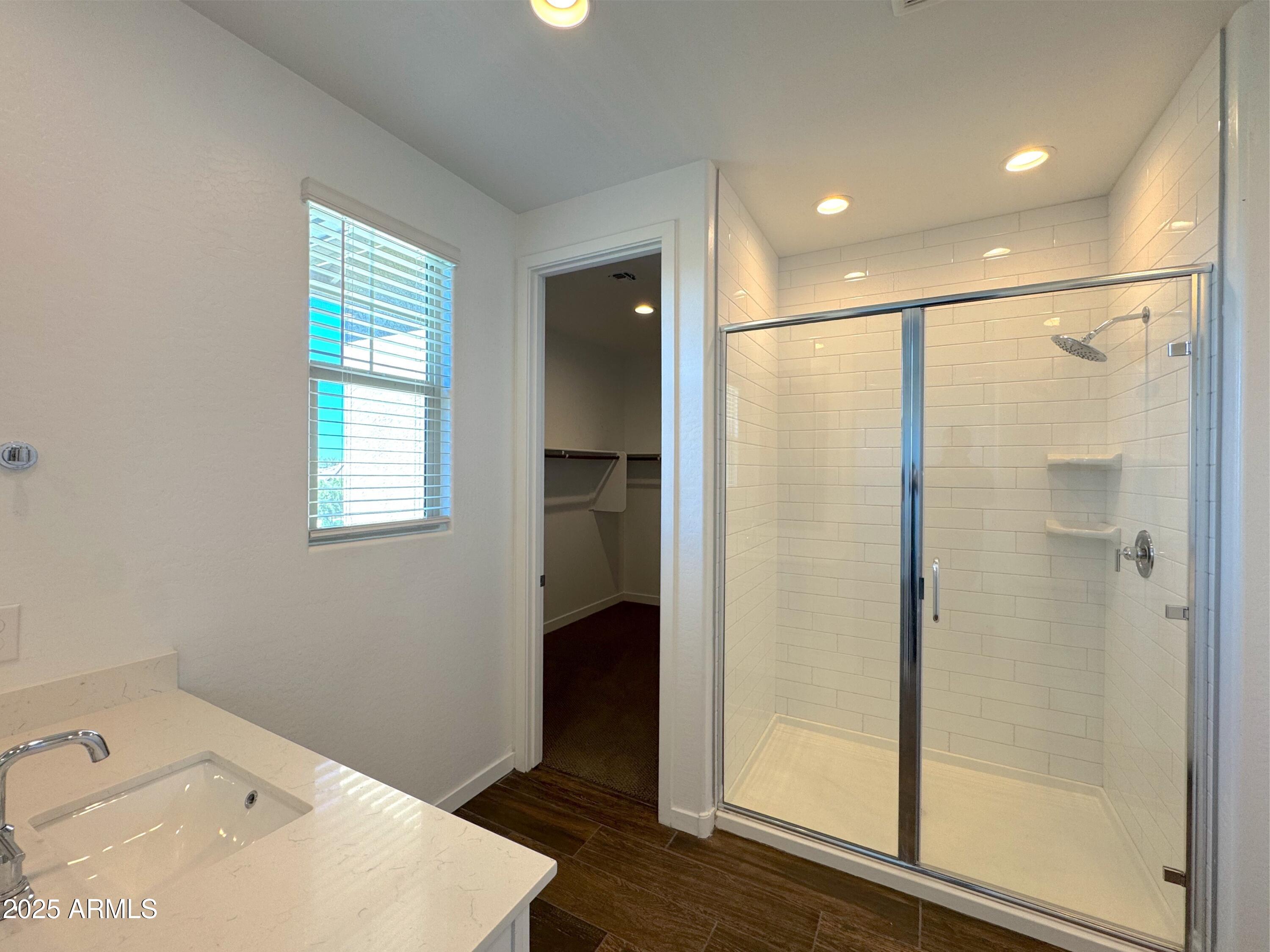 9903 E TILLMAN Avenue