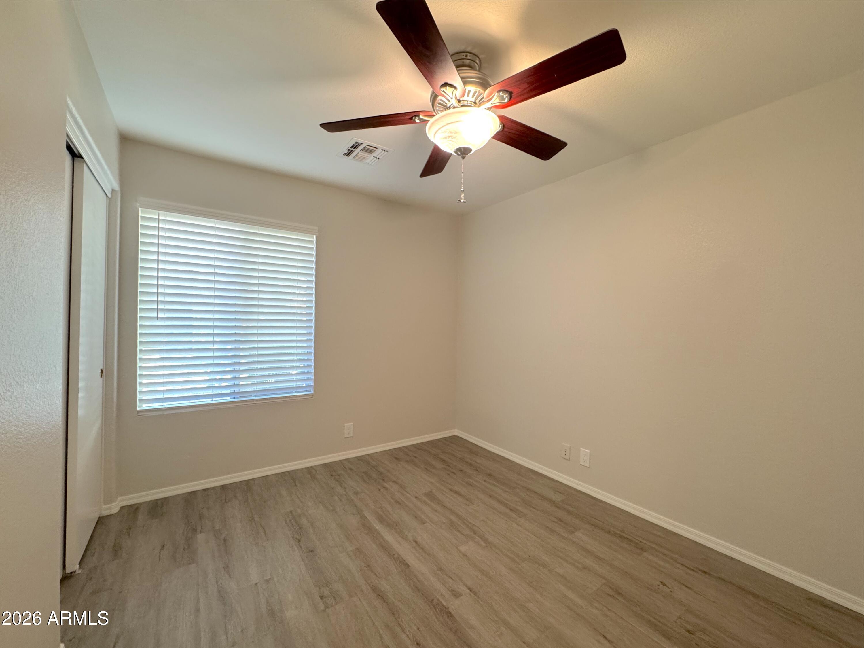 2516 E CAMELLIA Drive