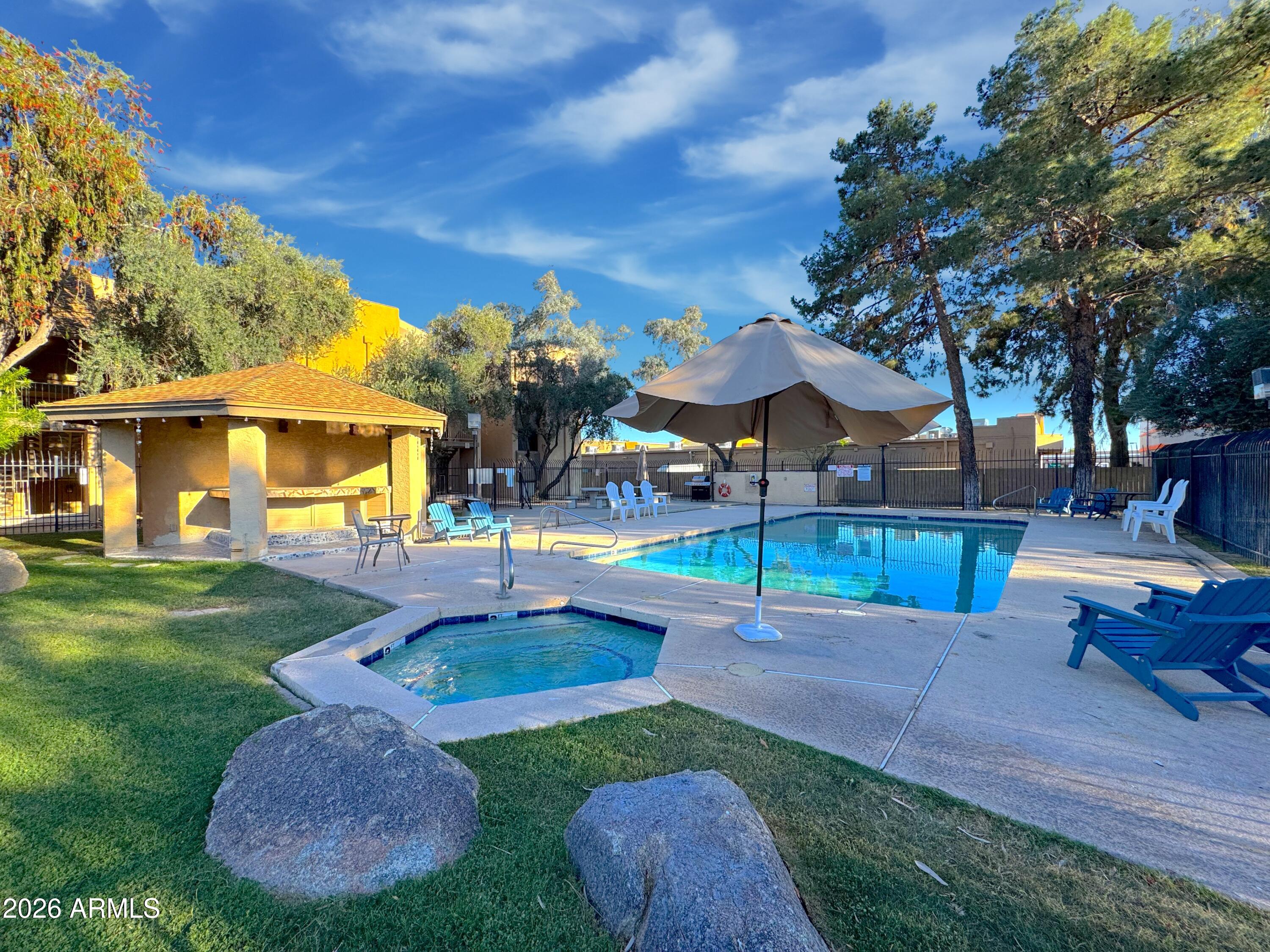 18811 N 19TH Avenue 2003