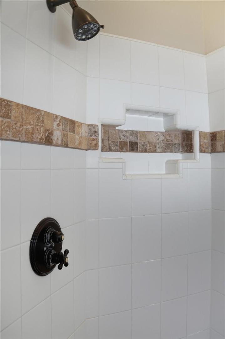 1909 E Coral Tree Drive