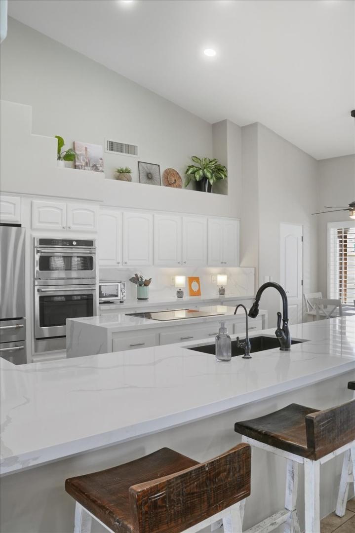 1909 E Coral Tree Drive