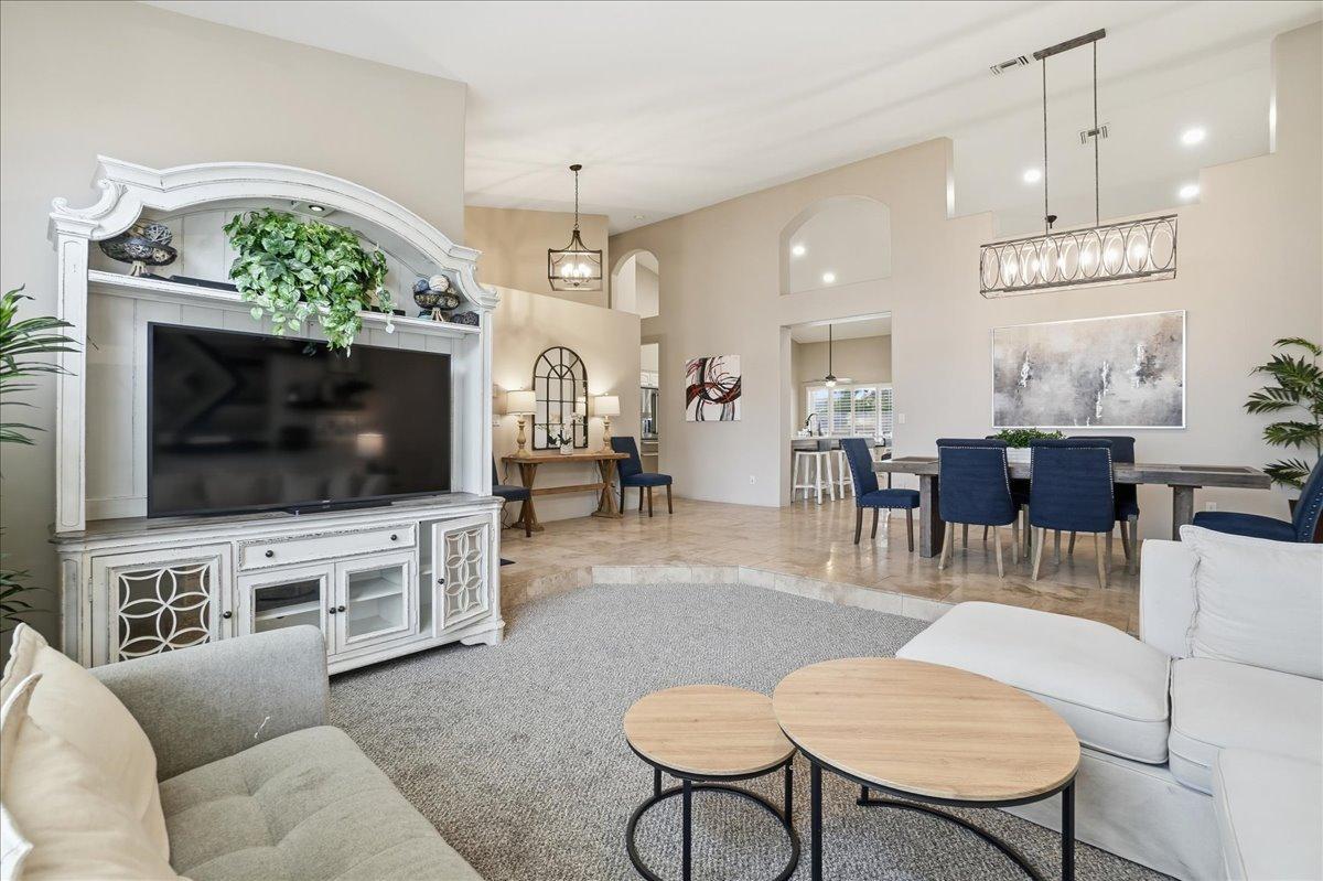 1909 E Coral Tree Drive