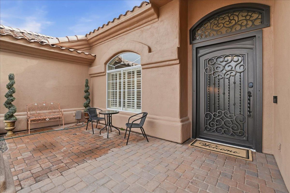 1909 E Coral Tree Drive