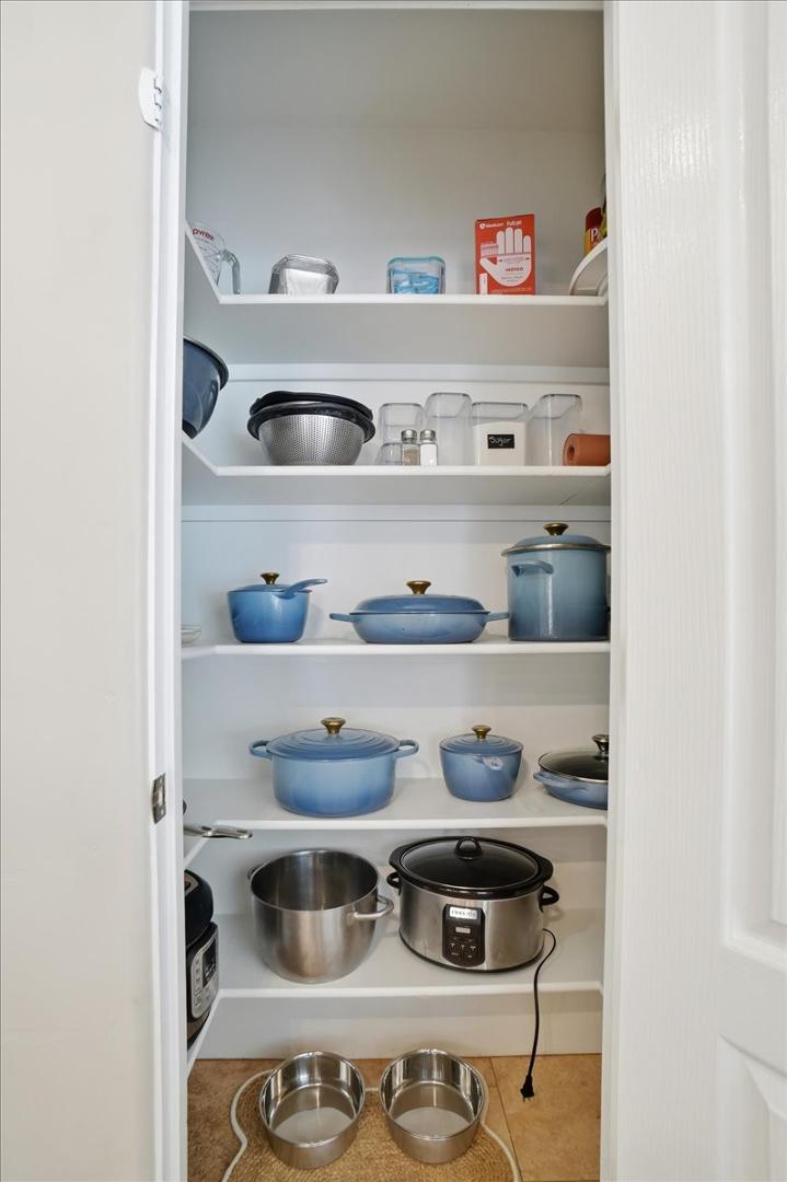 1909 E Coral Tree Drive