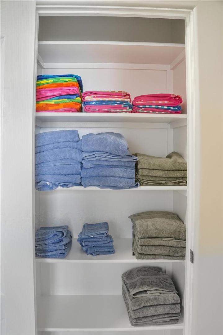 1909 E Coral Tree Drive