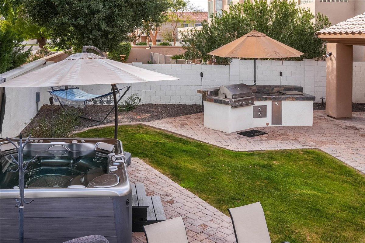 1909 E Coral Tree Drive