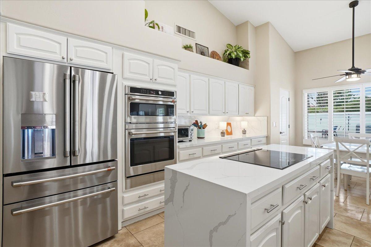 1909 E Coral Tree Drive