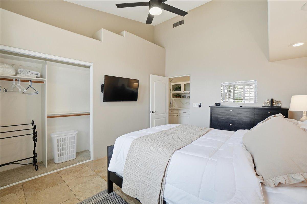 1909 E Coral Tree Drive