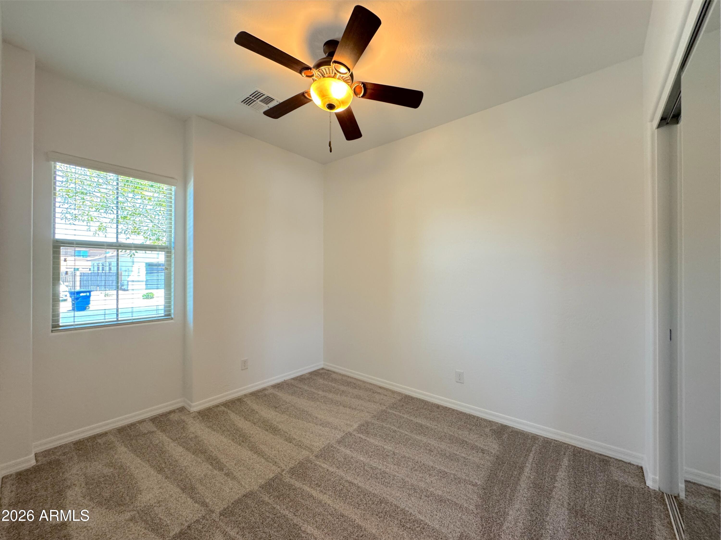 2557 E ORLEANS Drive