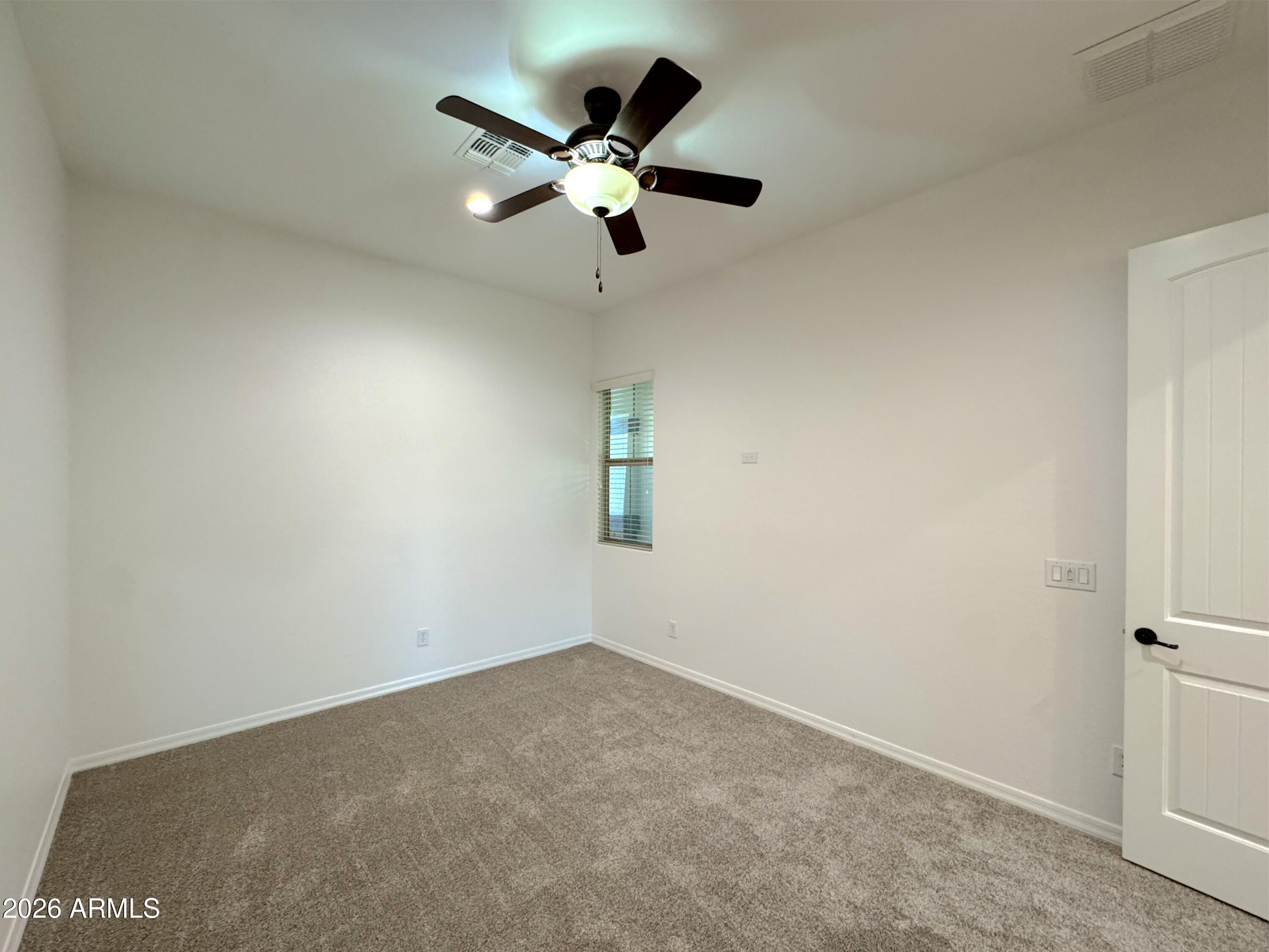2557 E ORLEANS Drive