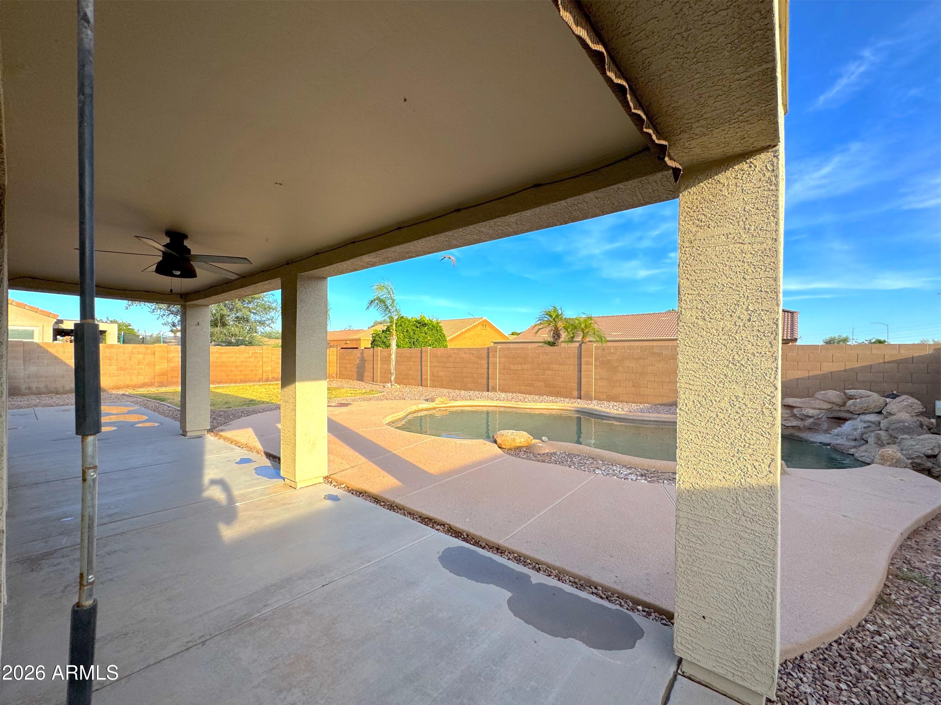 8621 E OLLA Avenue