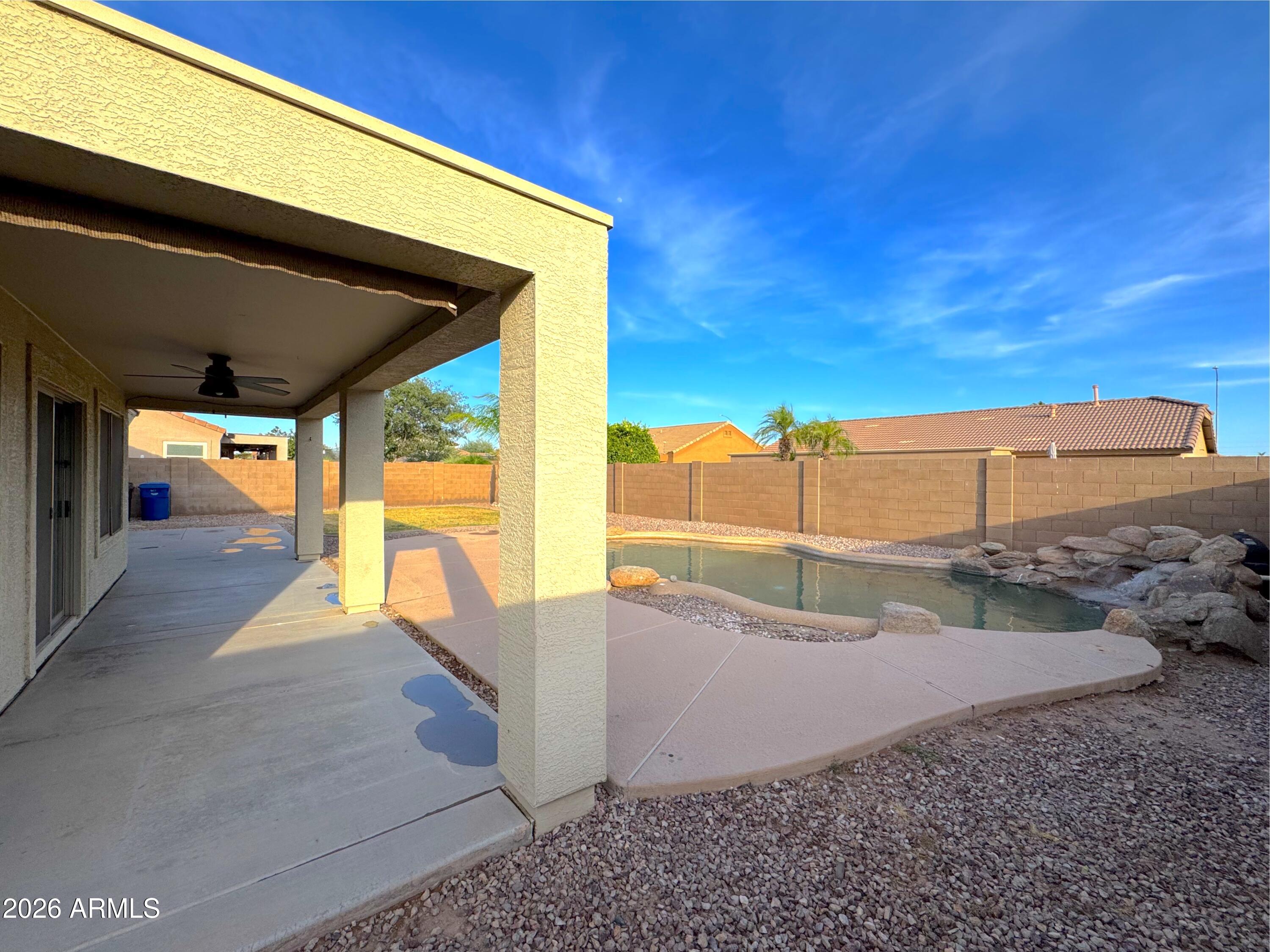 8621 E OLLA Avenue