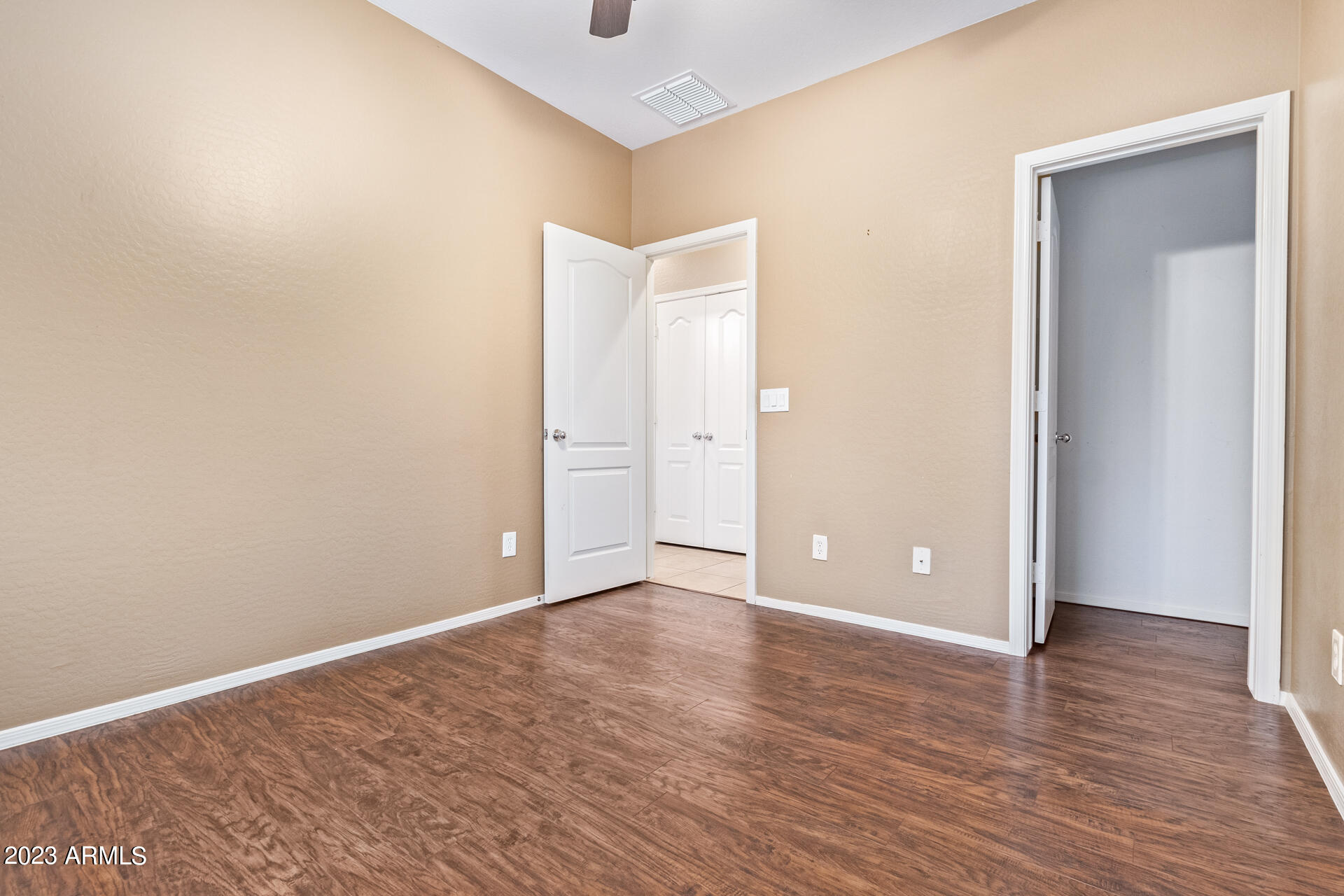 18608 W LUPINE Avenue