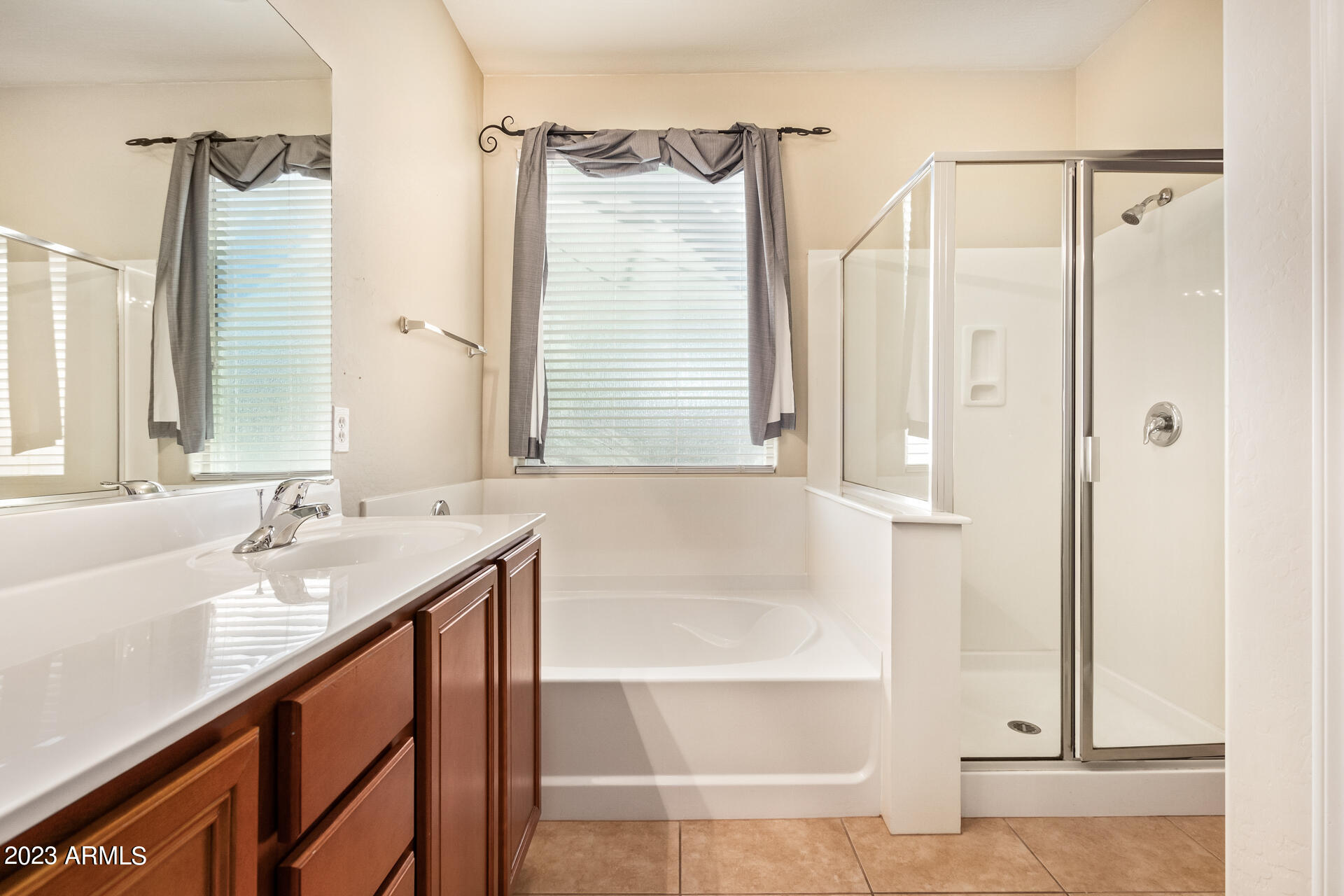 18608 W LUPINE Avenue