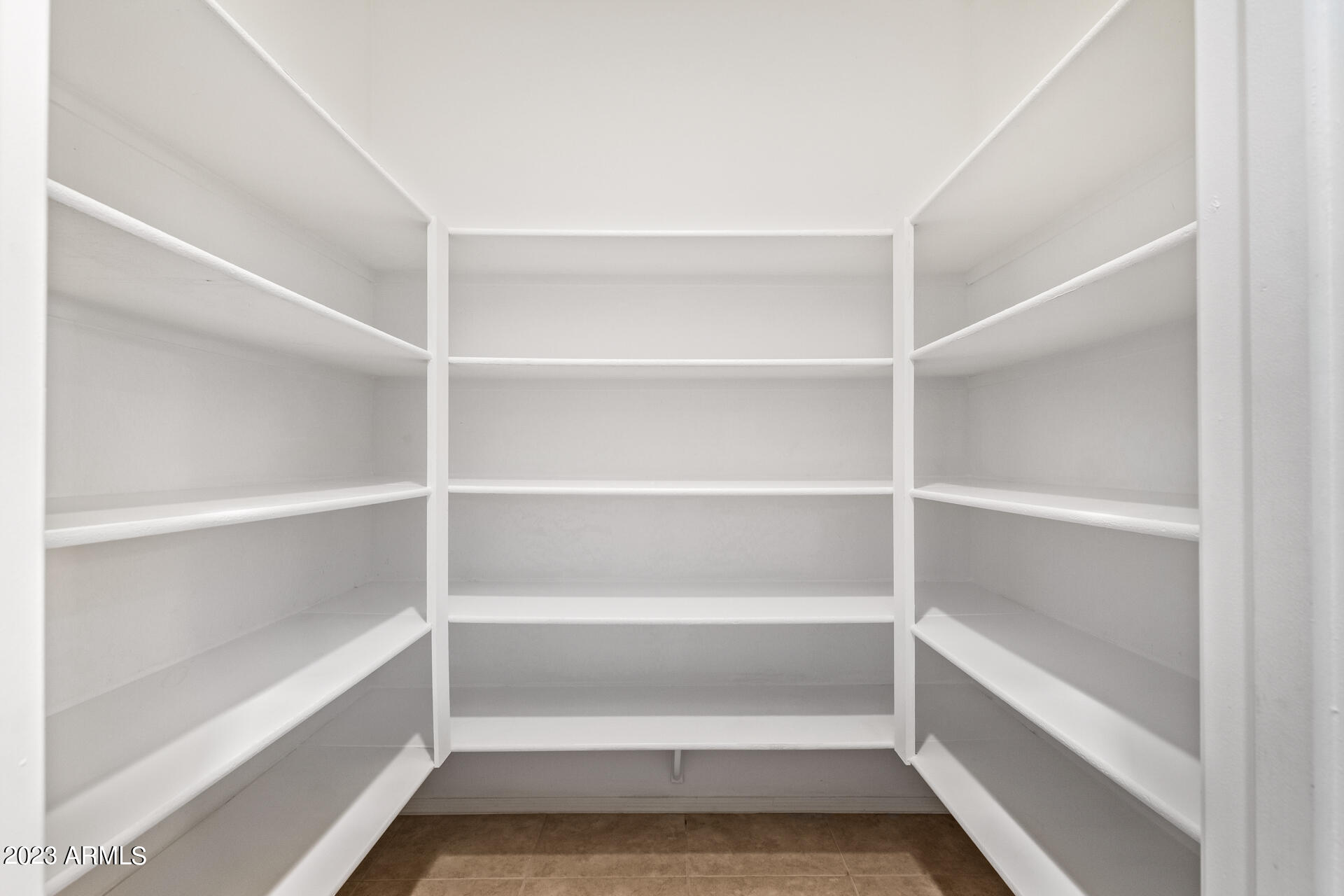 18608 W LUPINE Avenue