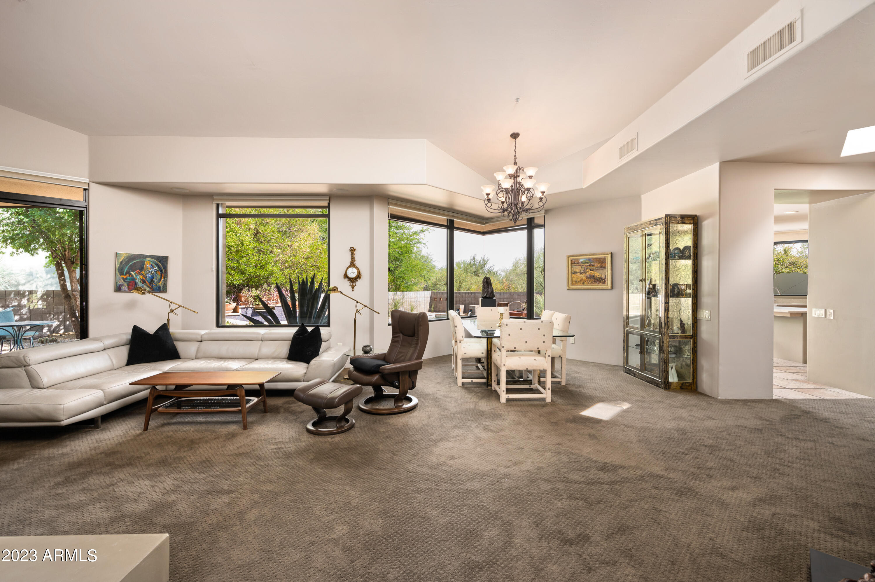 10507 E FERNWOOD Lane