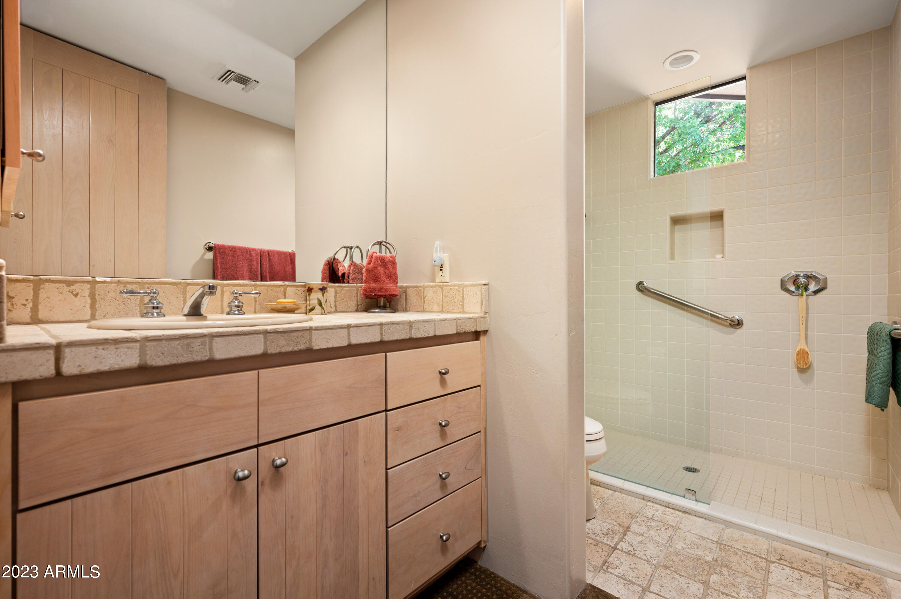 10507 E FERNWOOD Lane