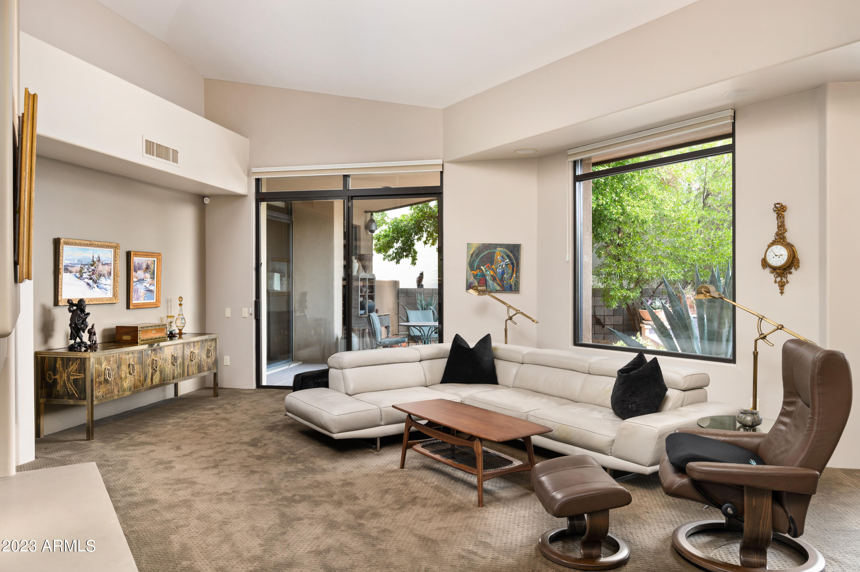 10507 E FERNWOOD Lane