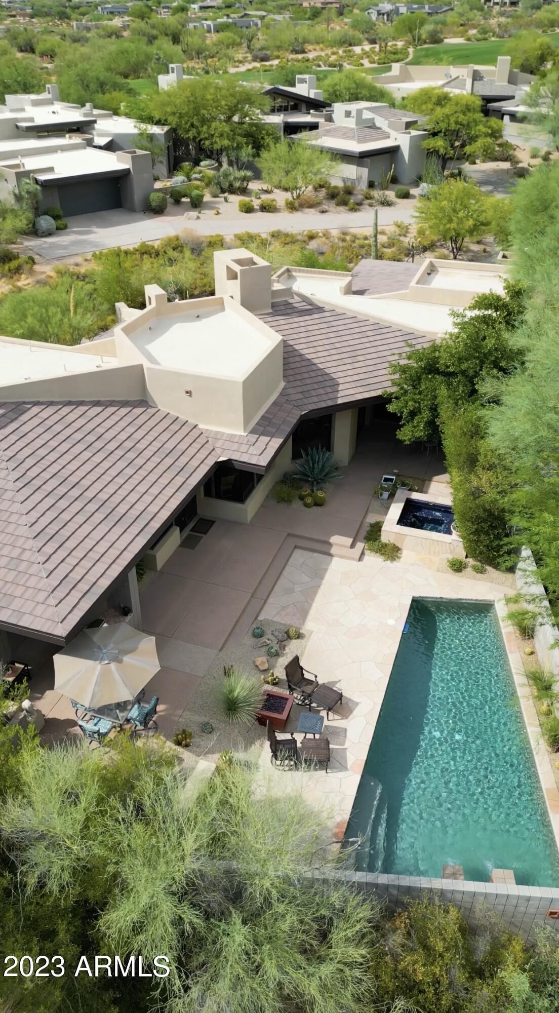 10507 E FERNWOOD Lane