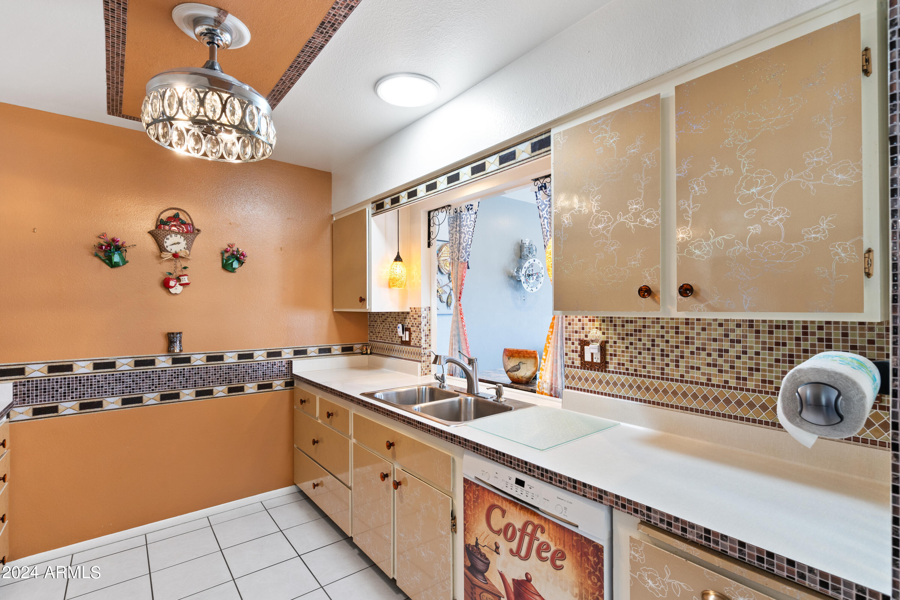 9435 W Newport Drive