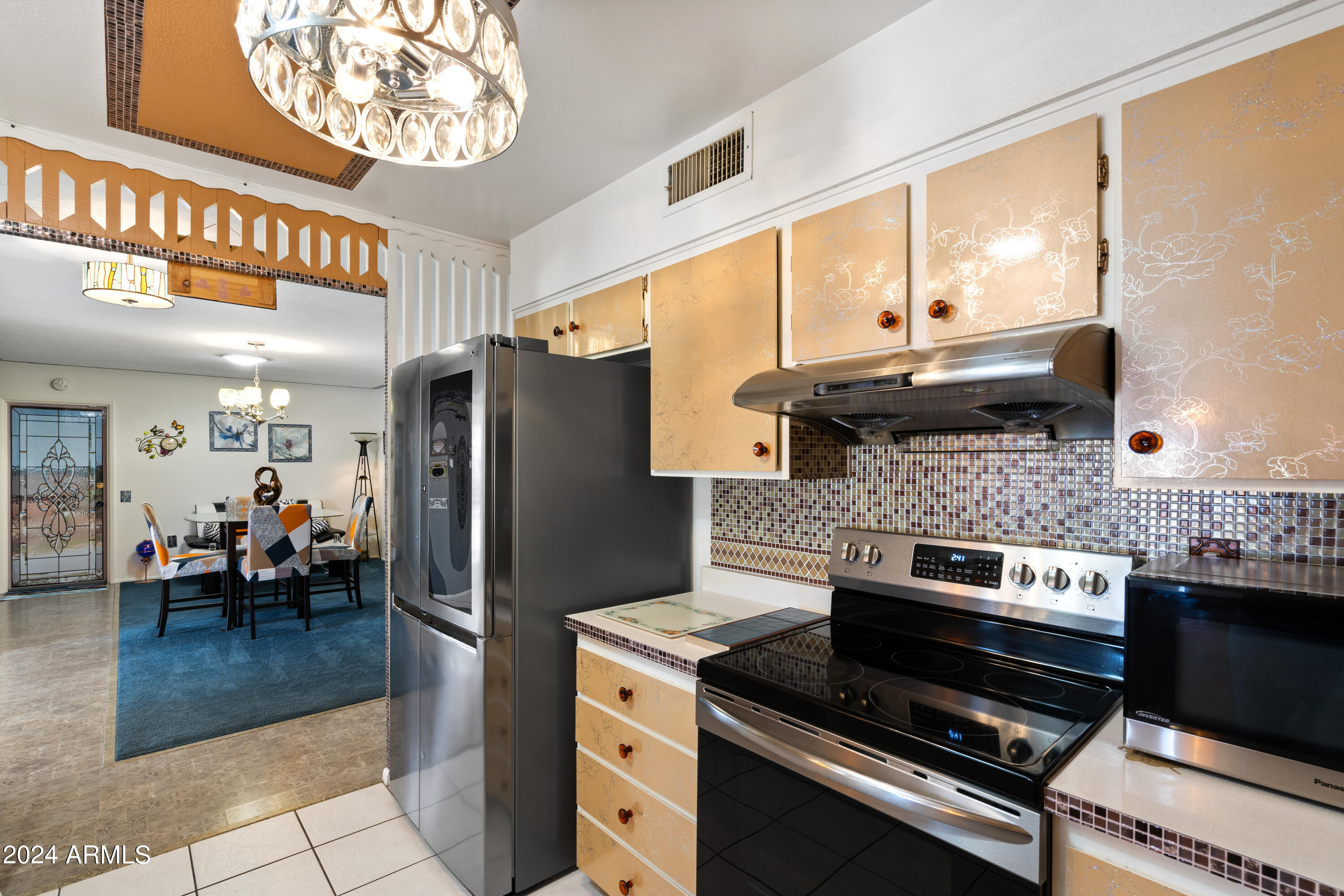 9435 W Newport Drive