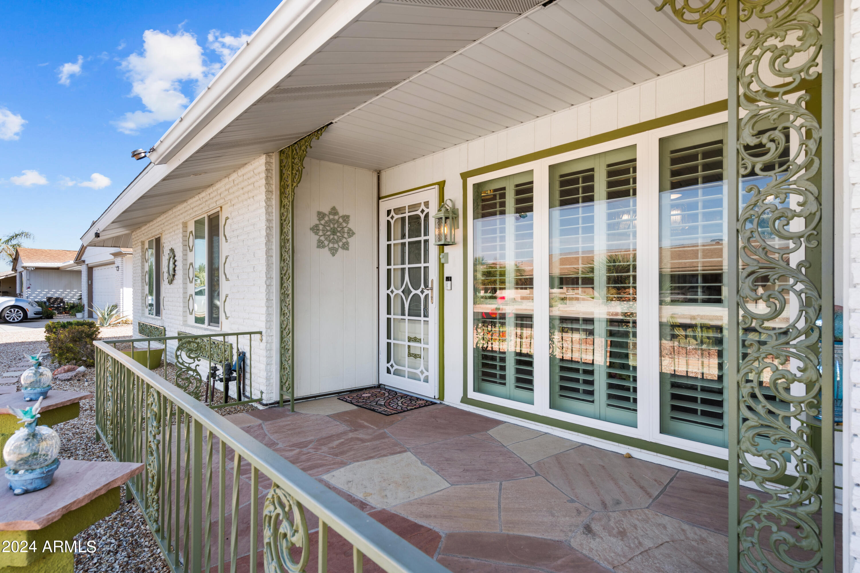 9435 W Newport Drive