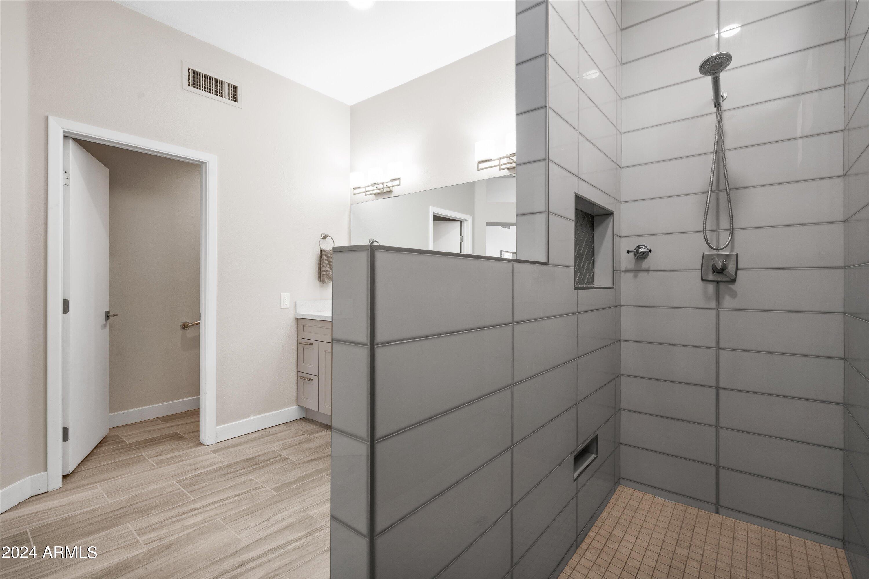 14203 W MEADOWOOD Drive