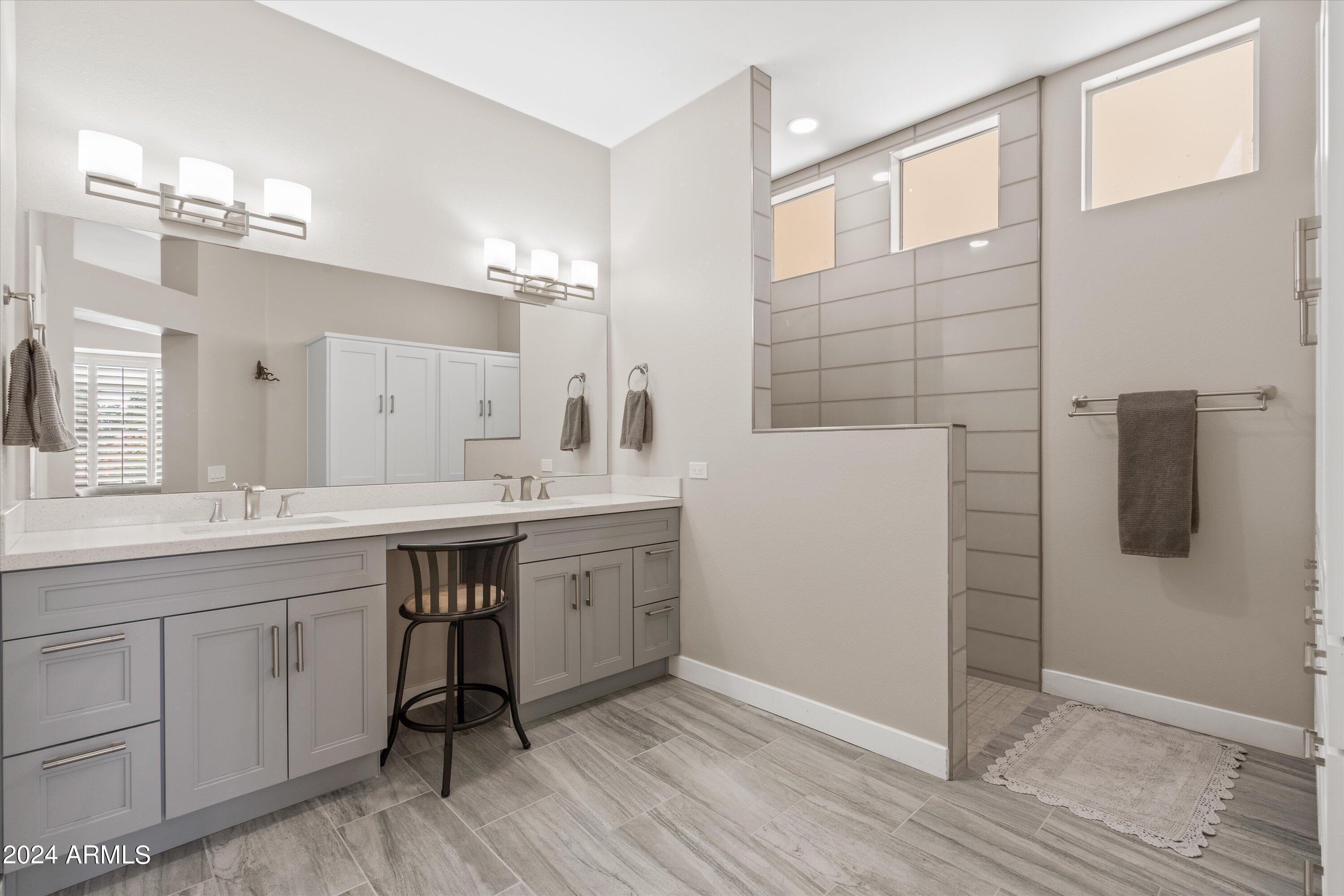 14203 W MEADOWOOD Drive