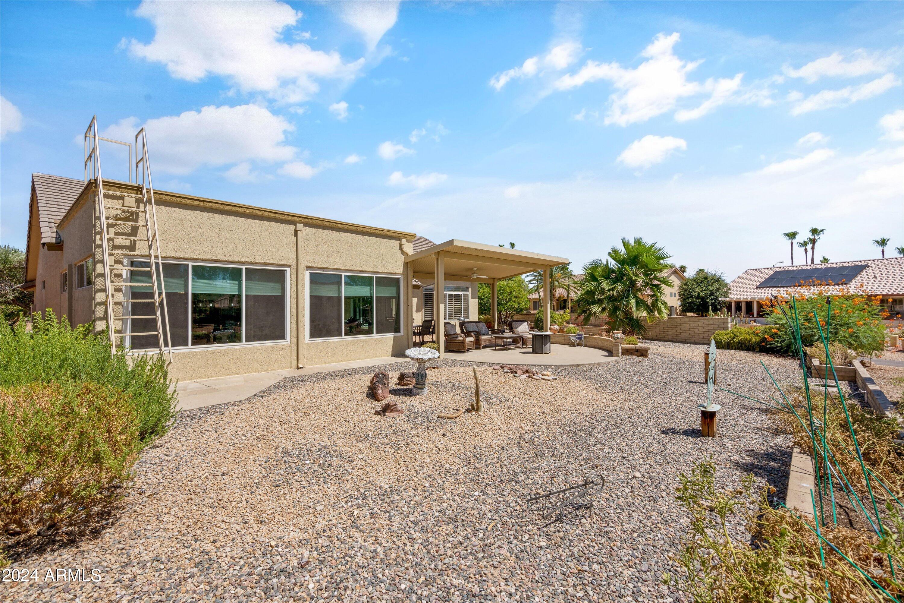 14203 W MEADOWOOD Drive