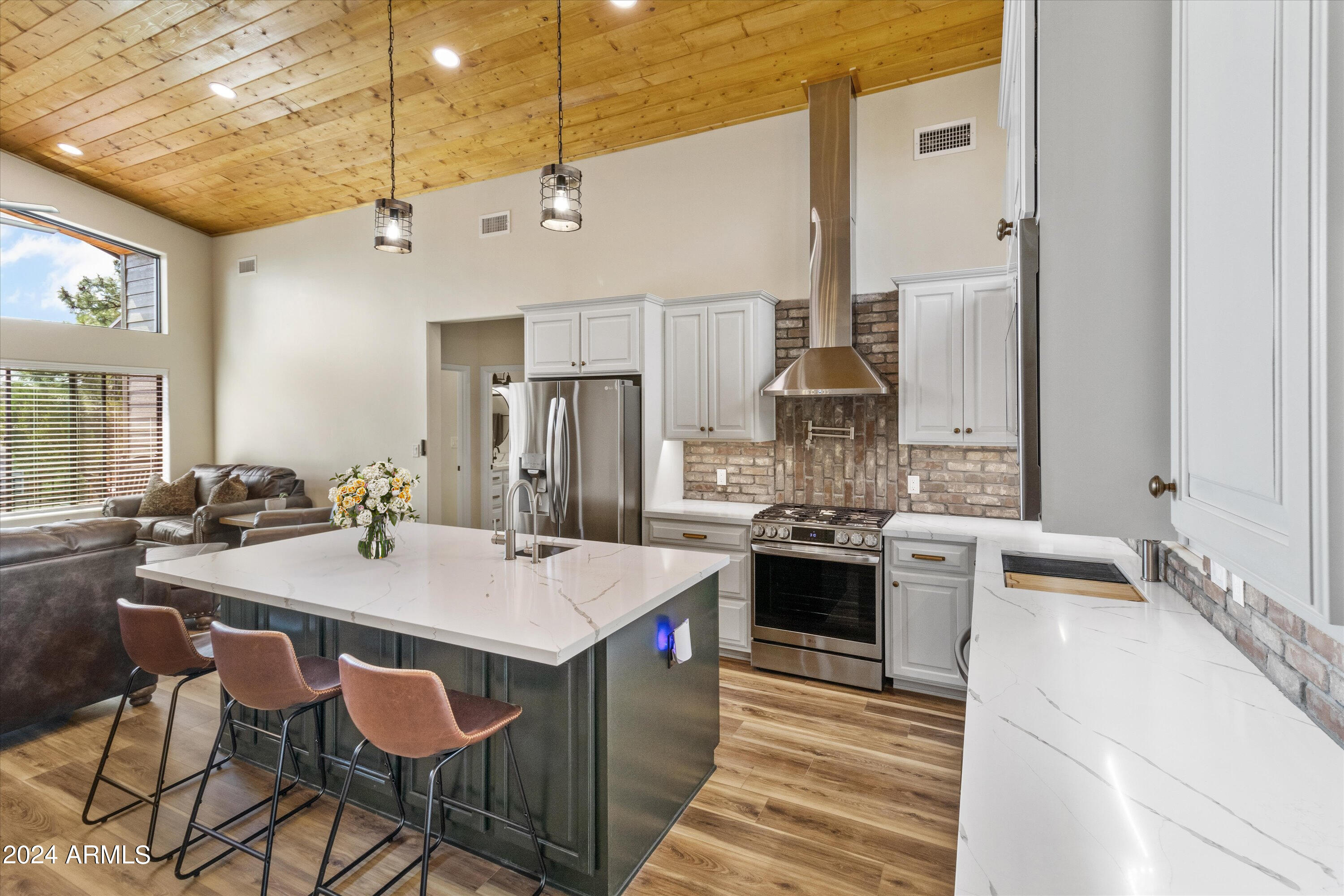 5403 Gray Wolf Drive