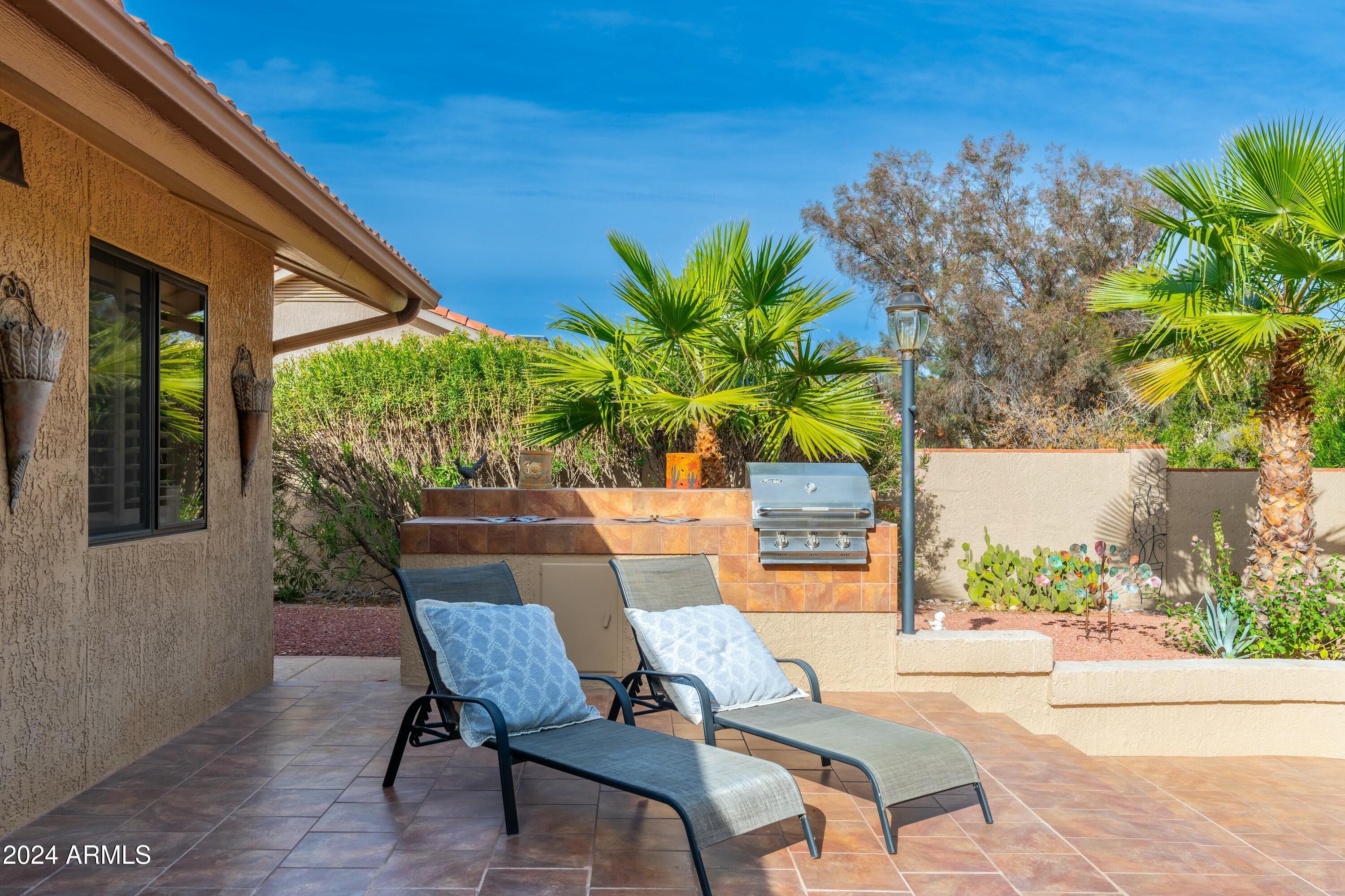 21015 N DESERT SANDS Drive