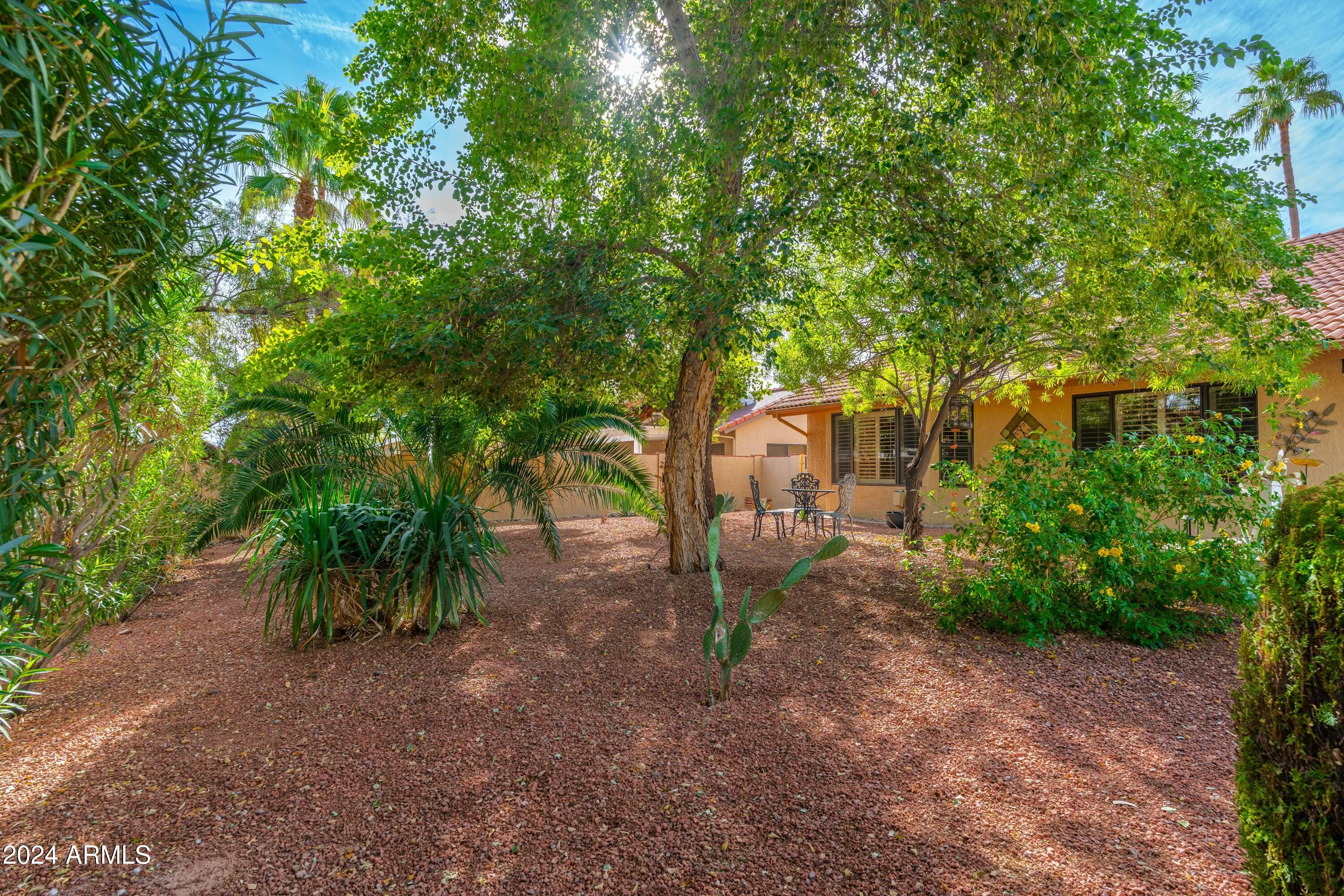 21015 N DESERT SANDS Drive