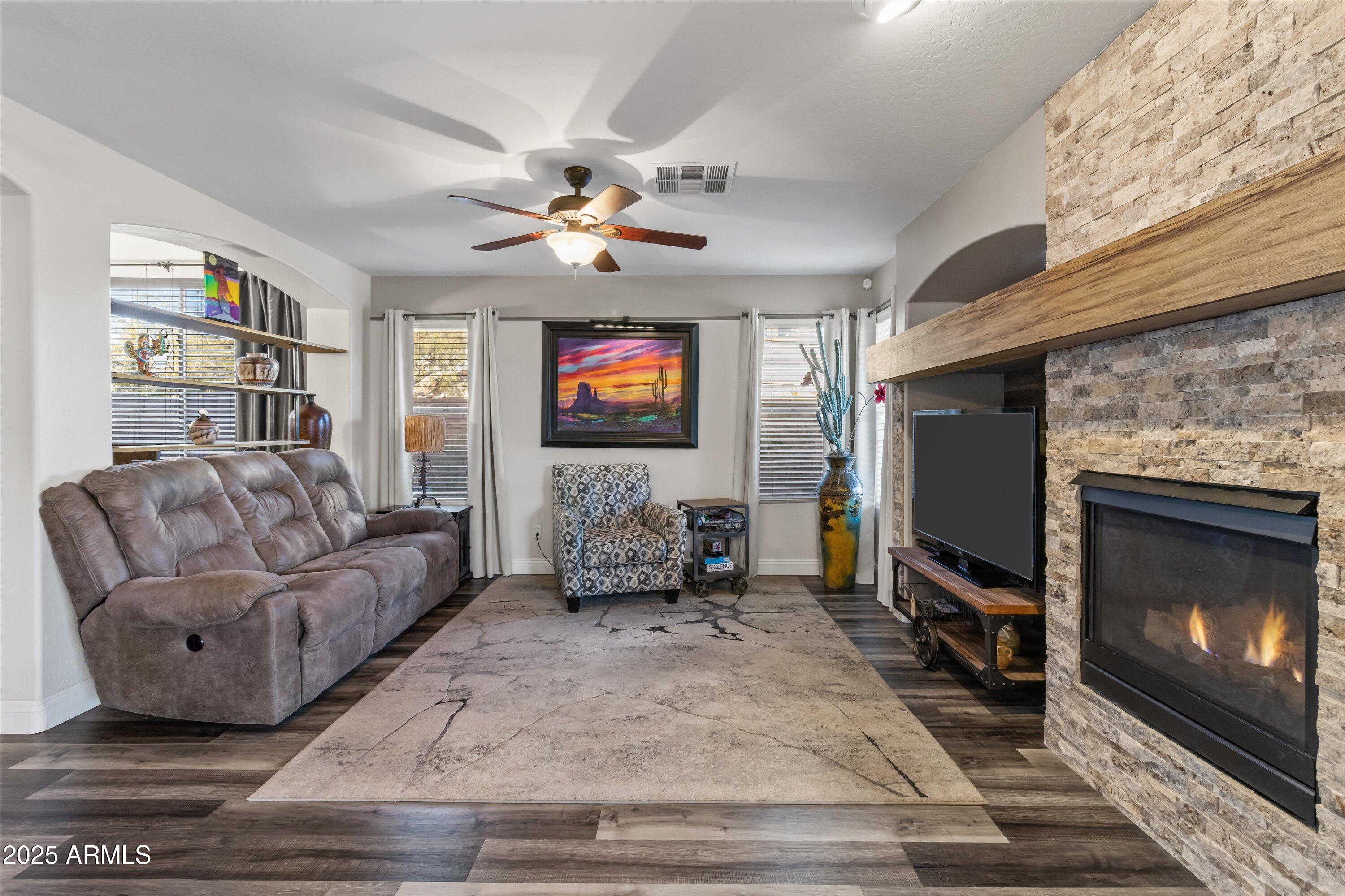 12682 W DESERT MIRAGE Drive