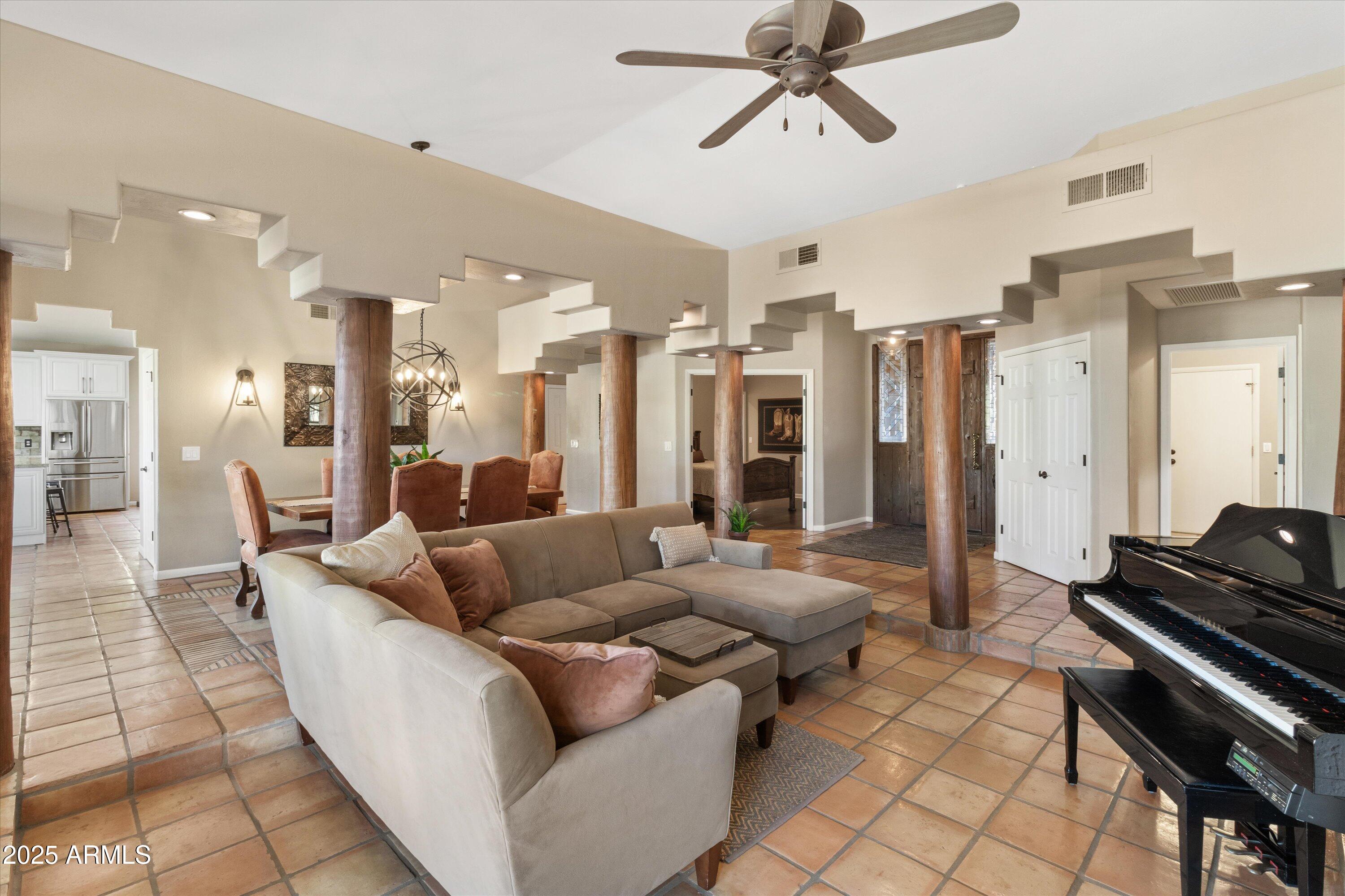 3418 E Las Rocas Drive