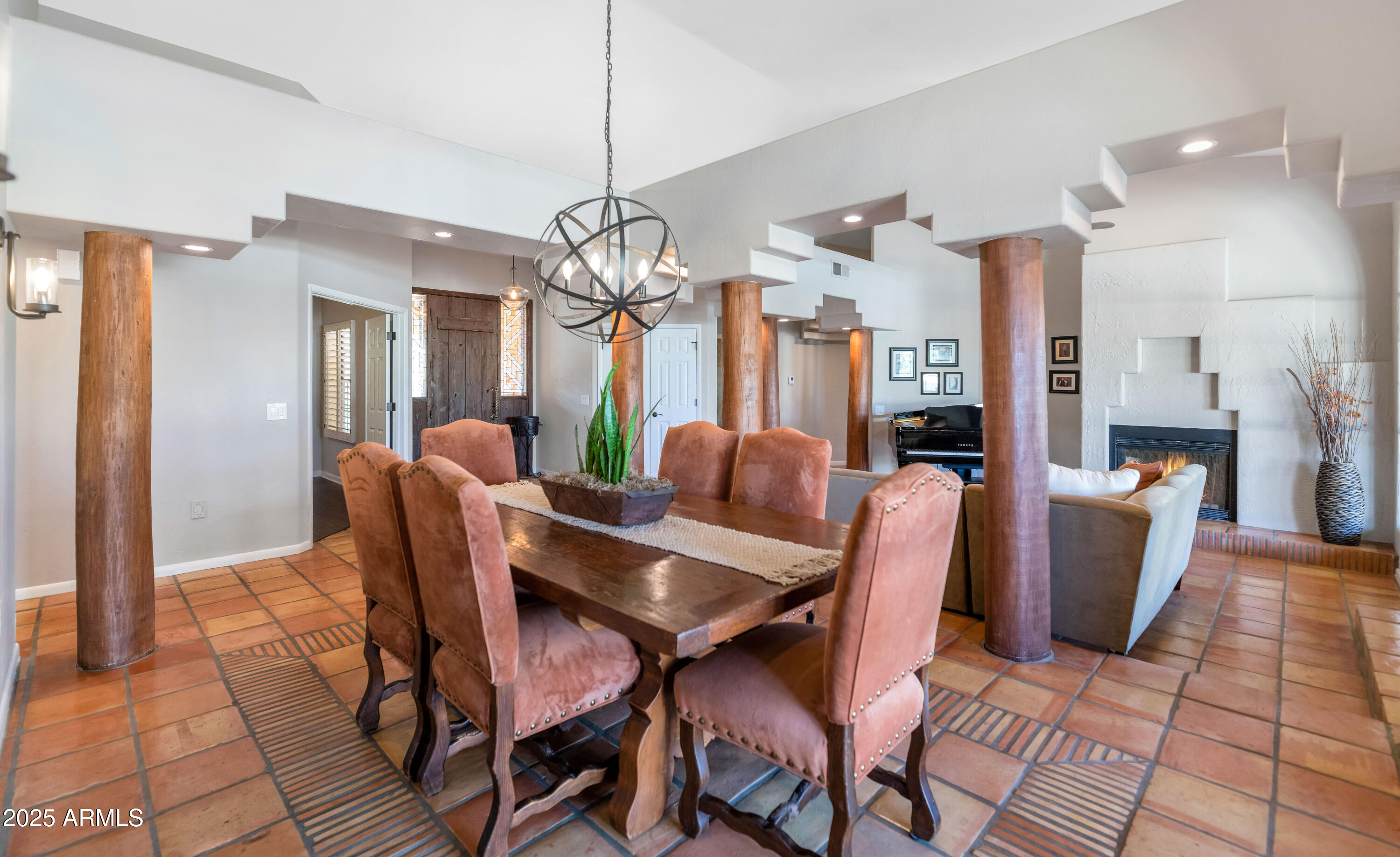 3418 E Las Rocas Drive