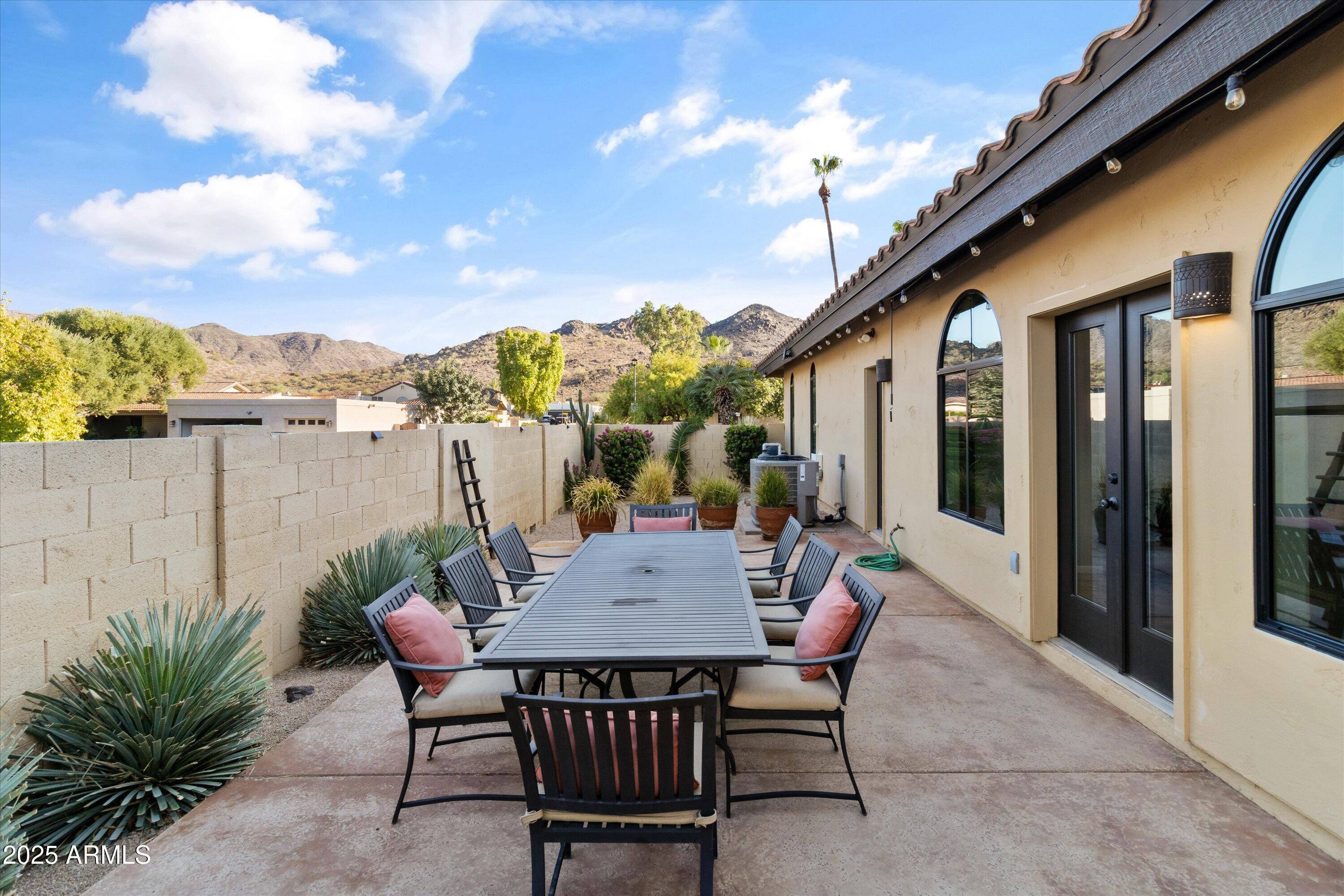 3418 E Las Rocas Drive