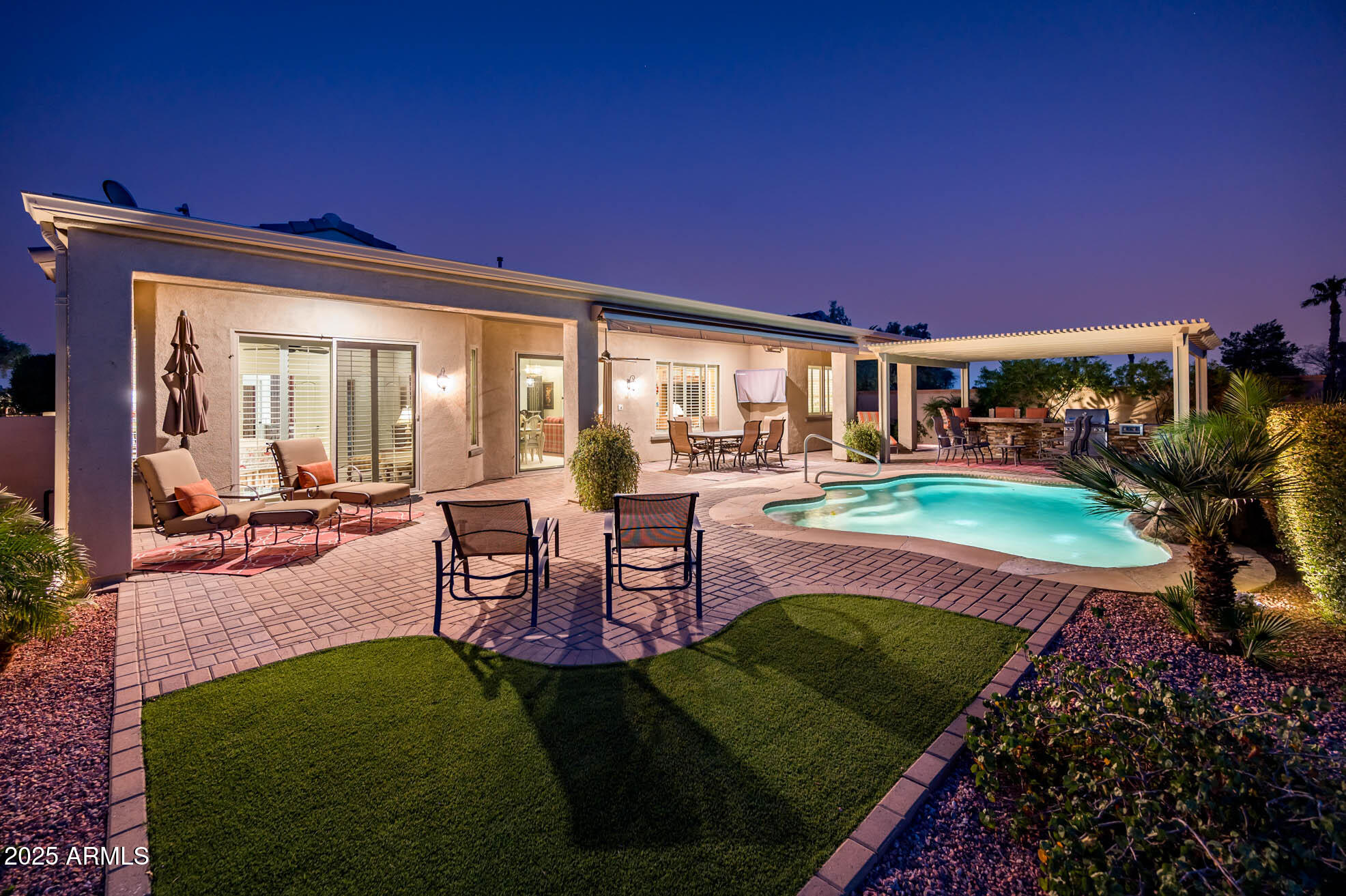 23116 N DEL MONTE Drive