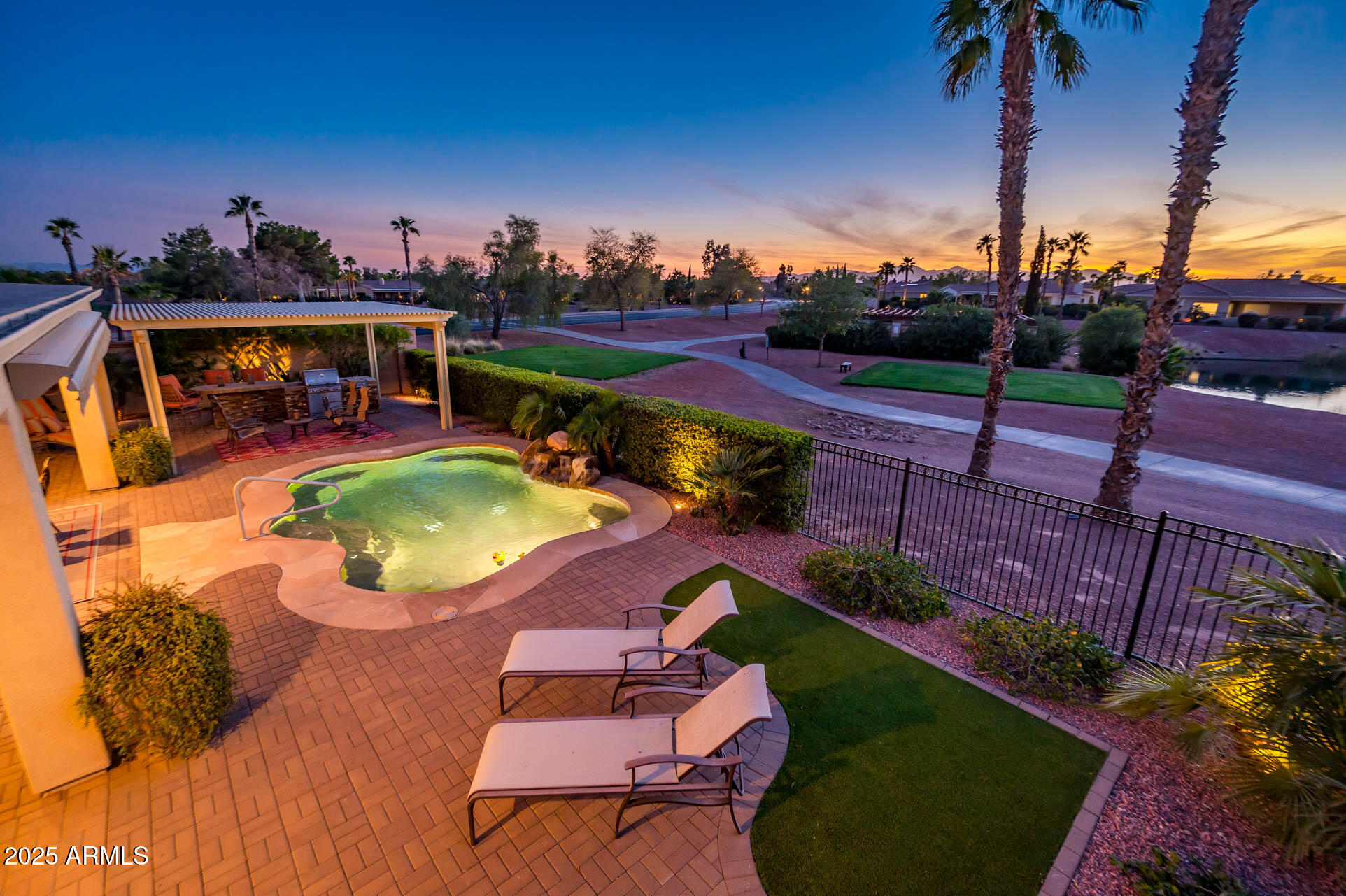 23116 N DEL MONTE Drive