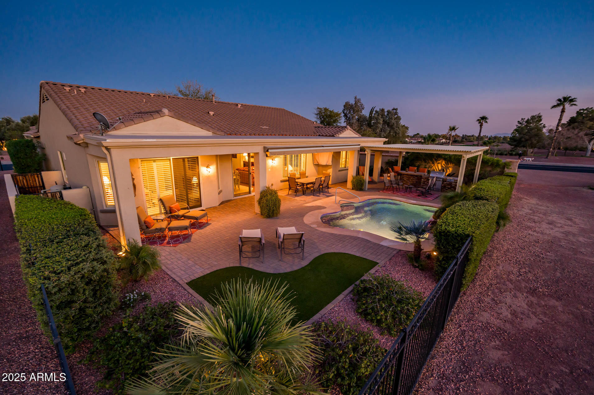 23116 N DEL MONTE Drive