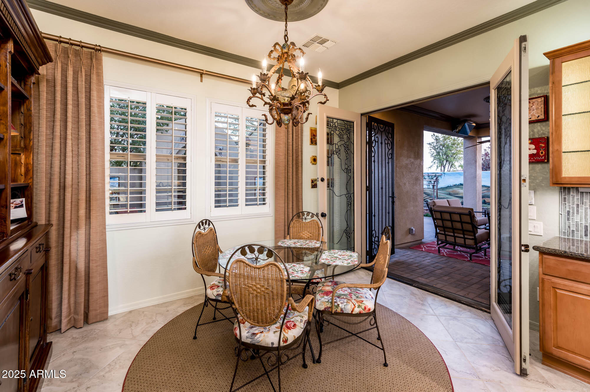 23116 N DEL MONTE Drive
