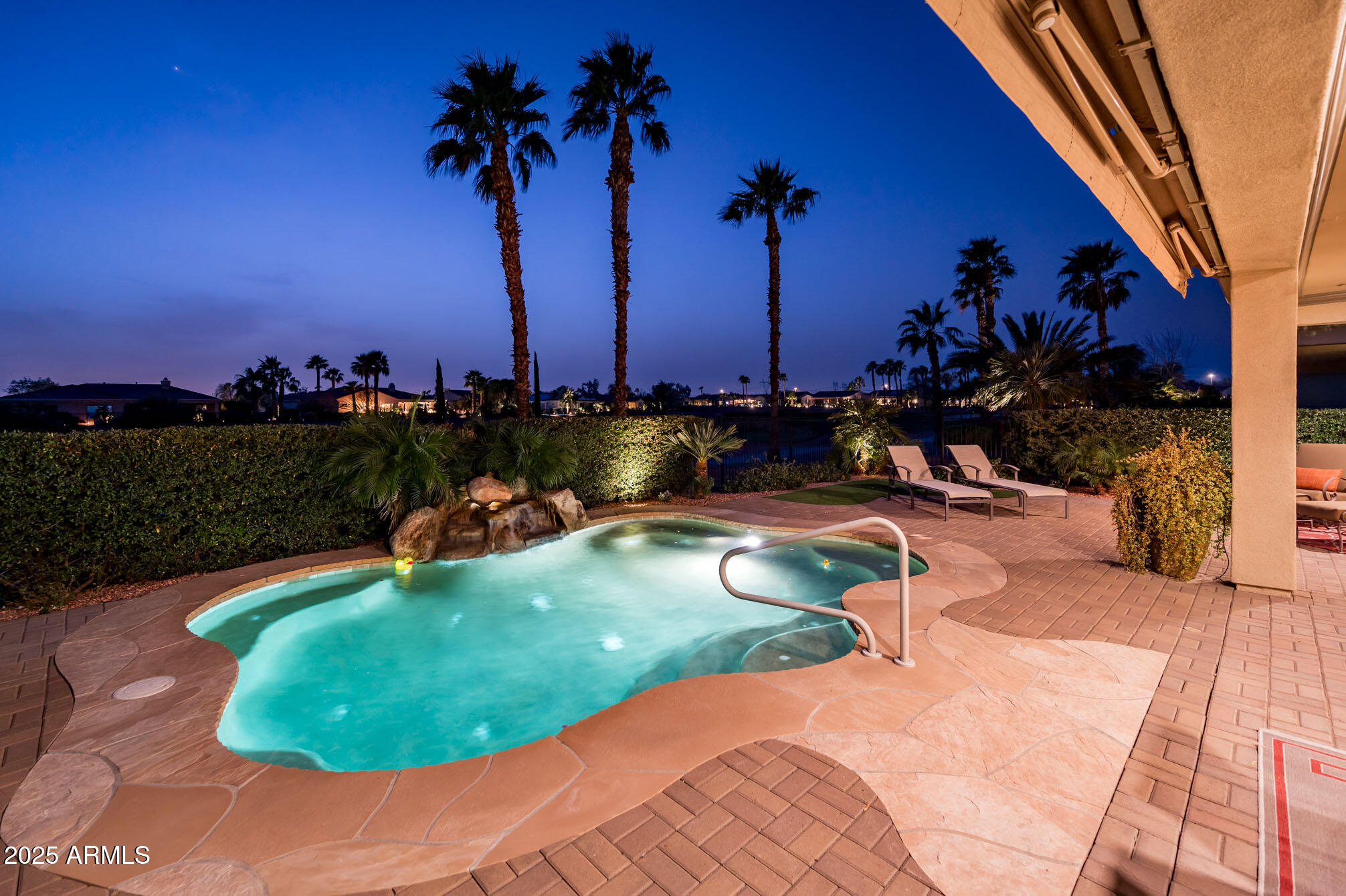 23116 N DEL MONTE Drive