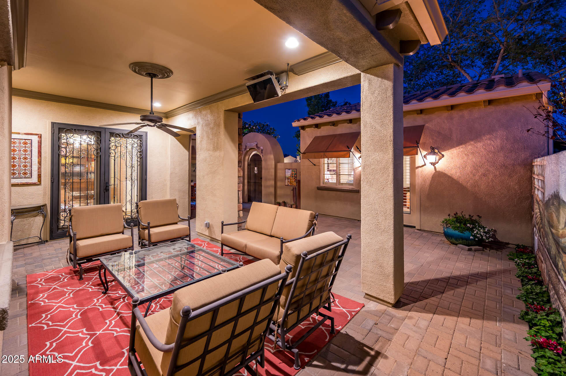 23116 N DEL MONTE Drive