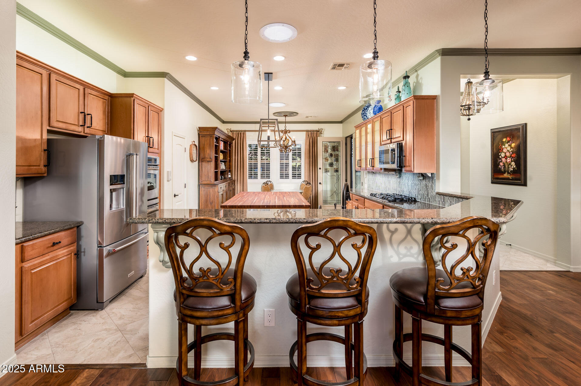 23116 N DEL MONTE Drive