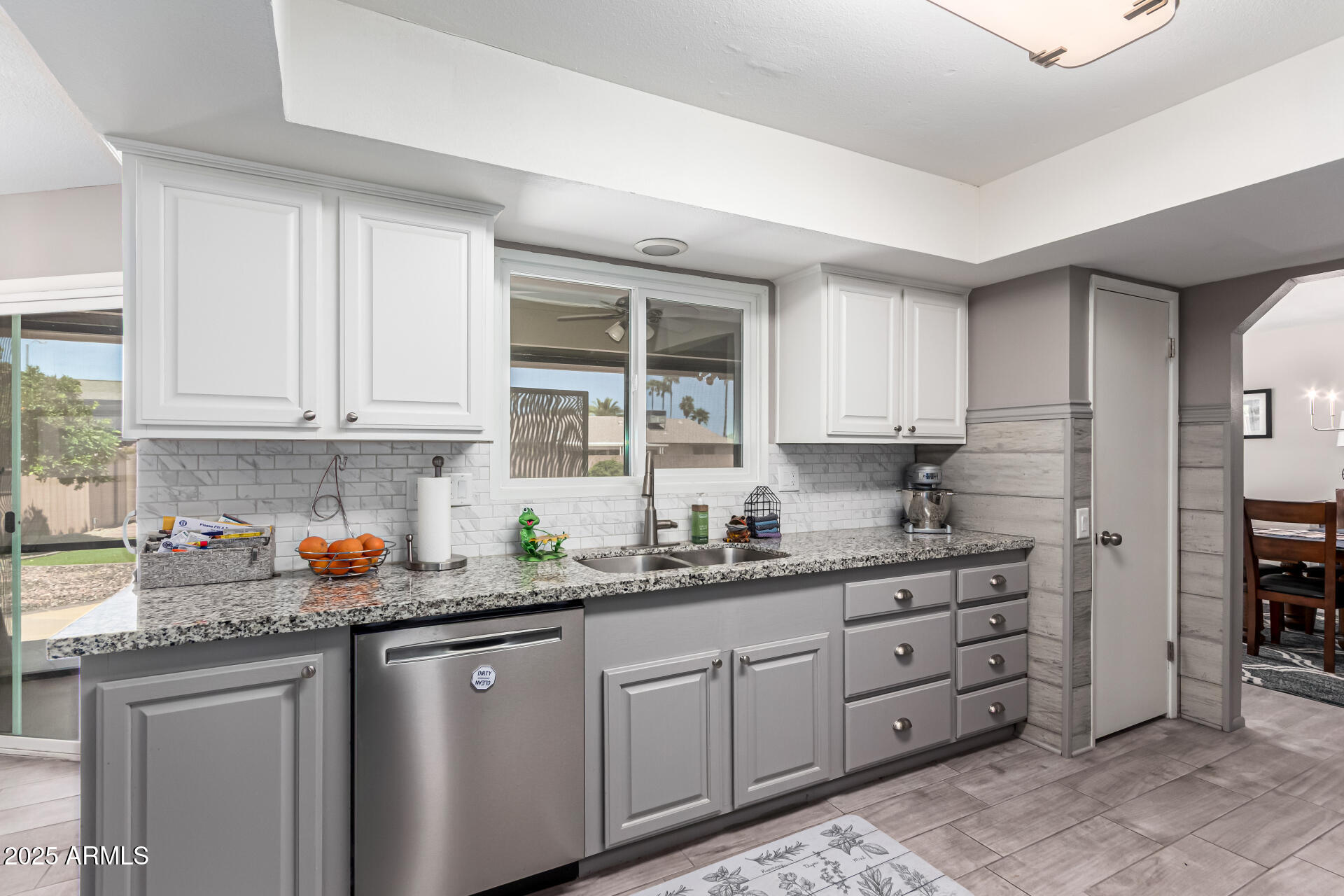 13202 W LA TERRAZA Drive