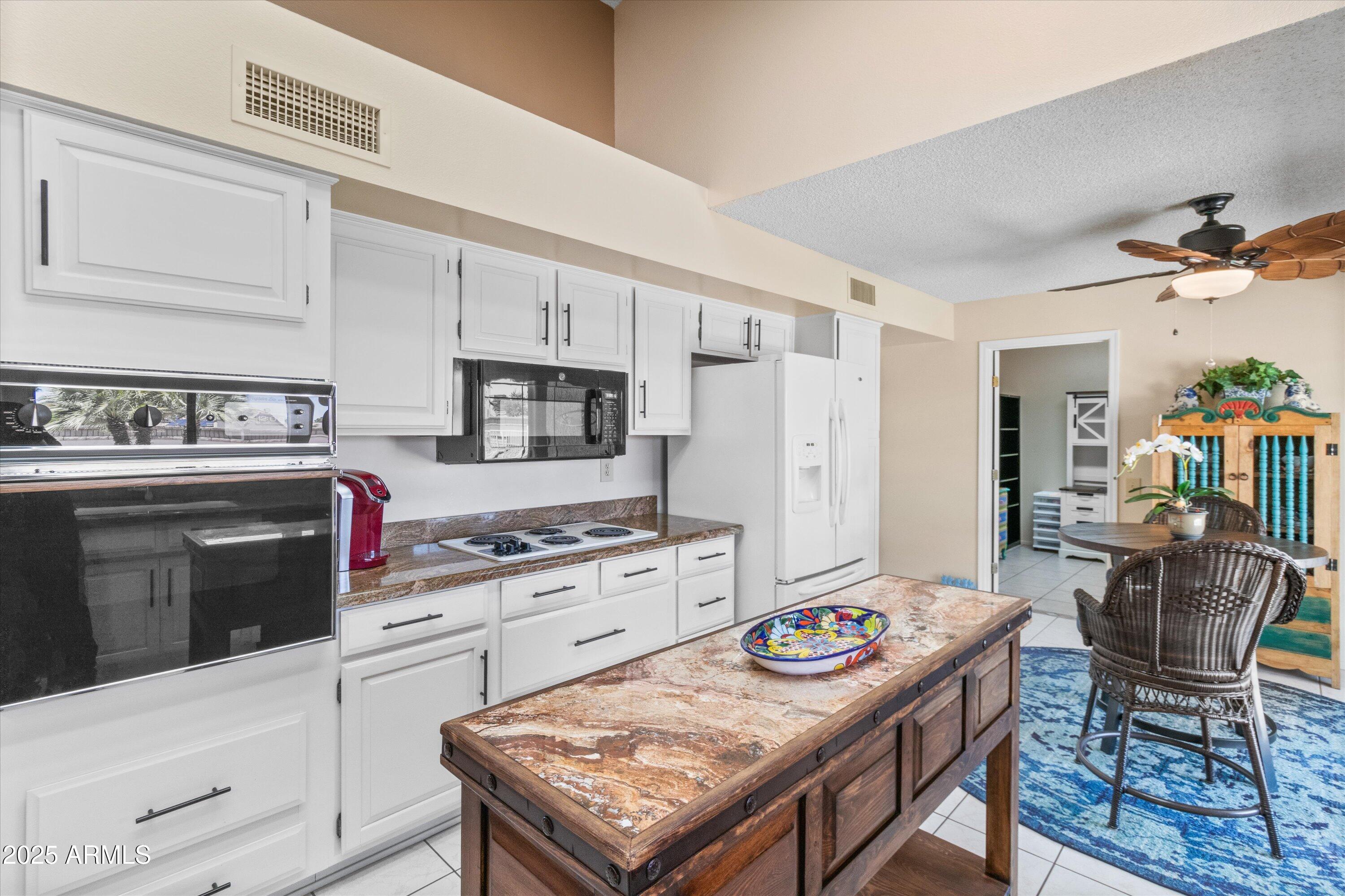 14422 W YOSEMITE Drive