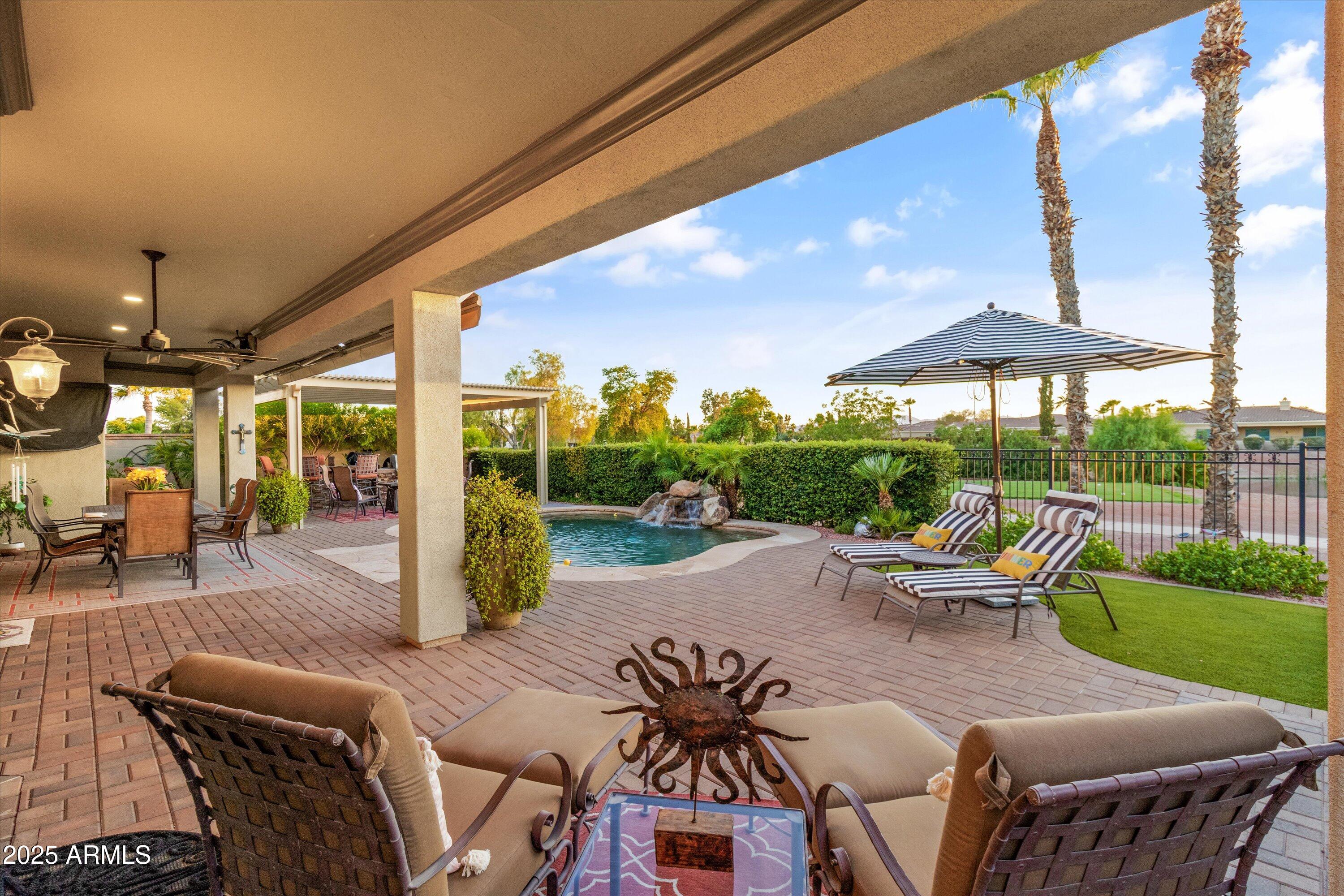 23116 N DEL MONTE Drive