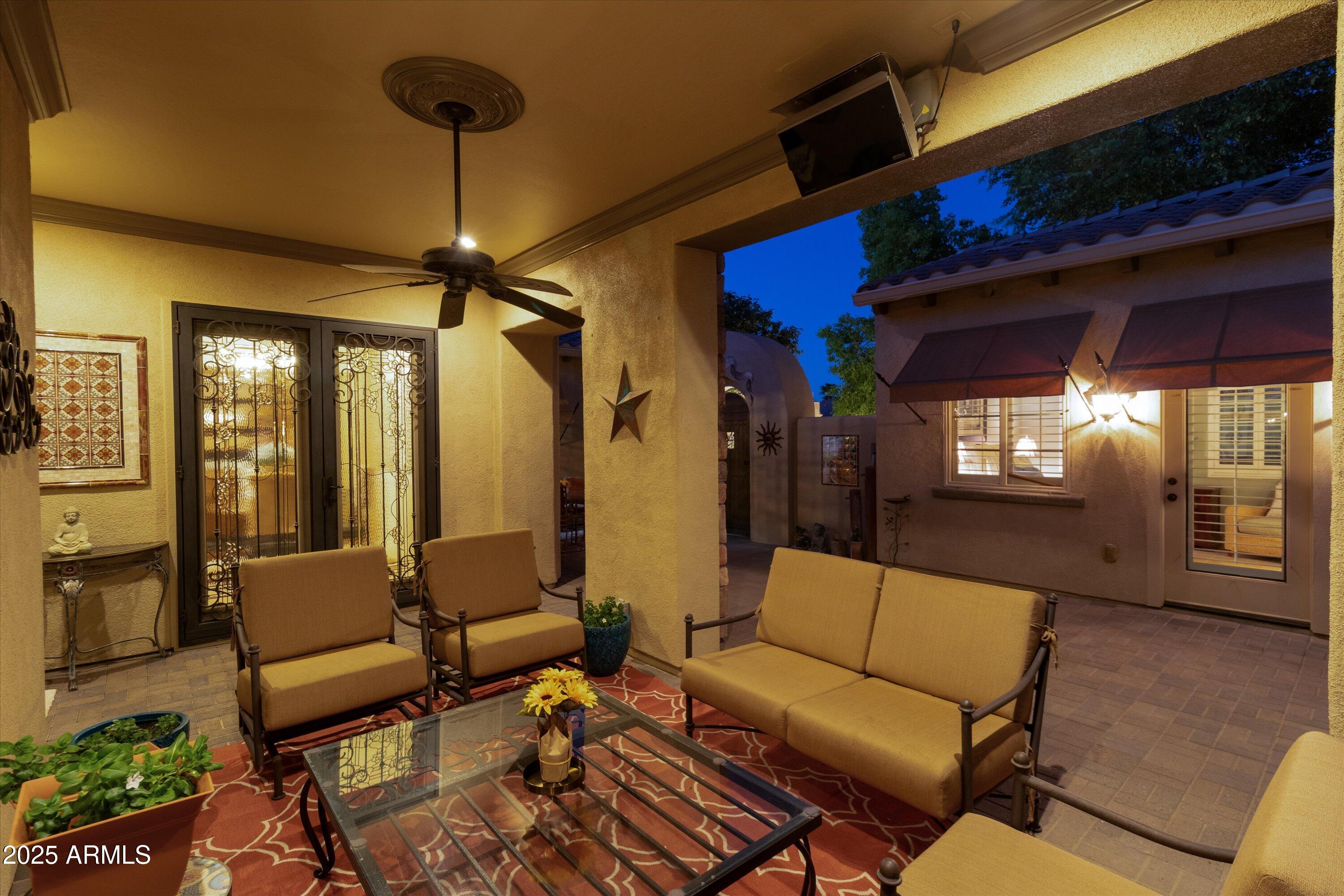 23116 N DEL MONTE Drive