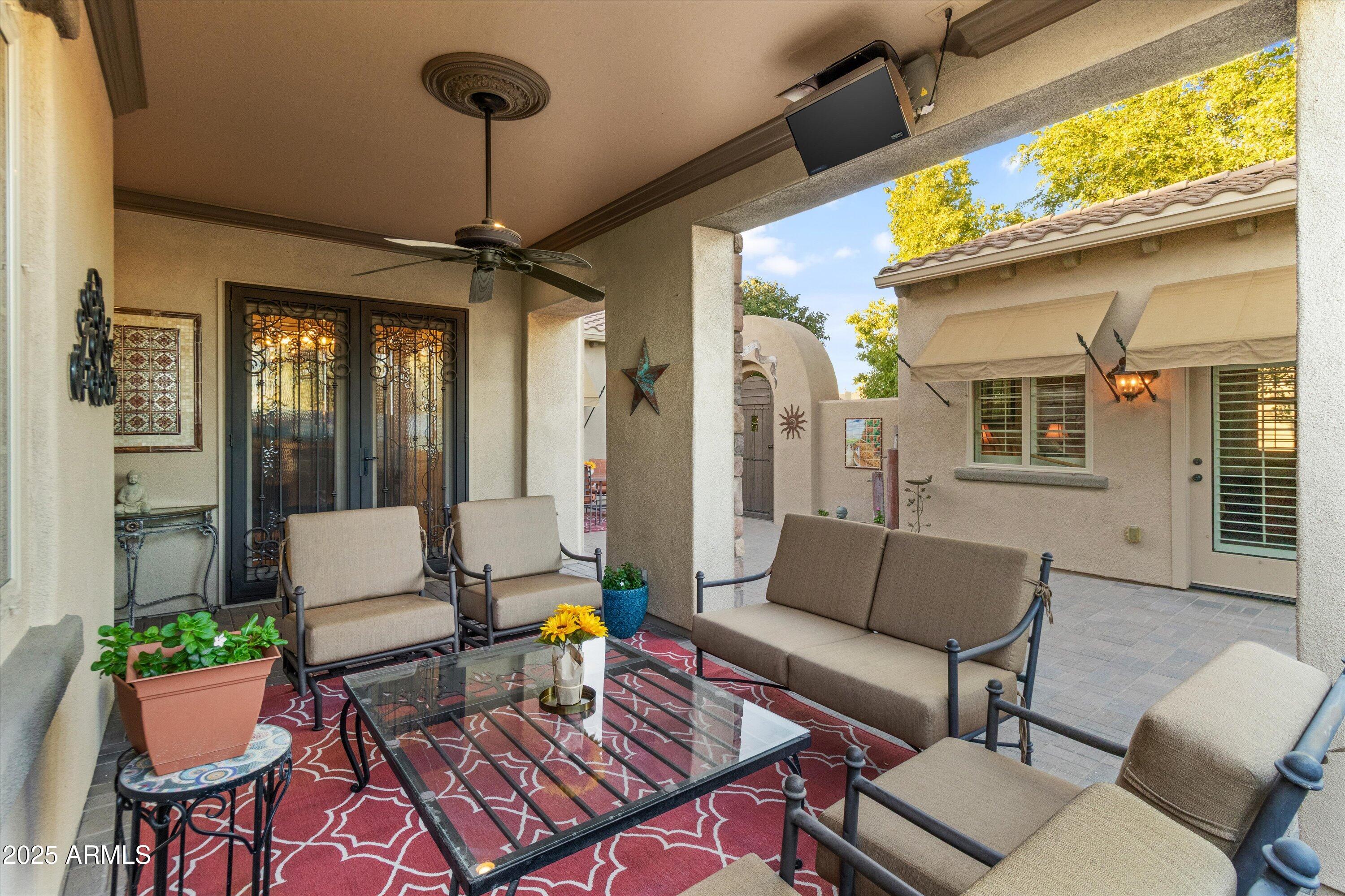 23116 N DEL MONTE Drive